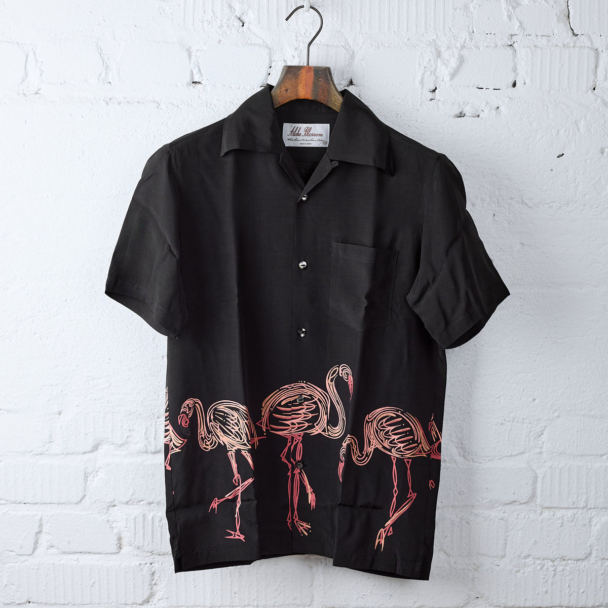 aloha blossom | flamingo short sleeve black x pink – stuf|f-official