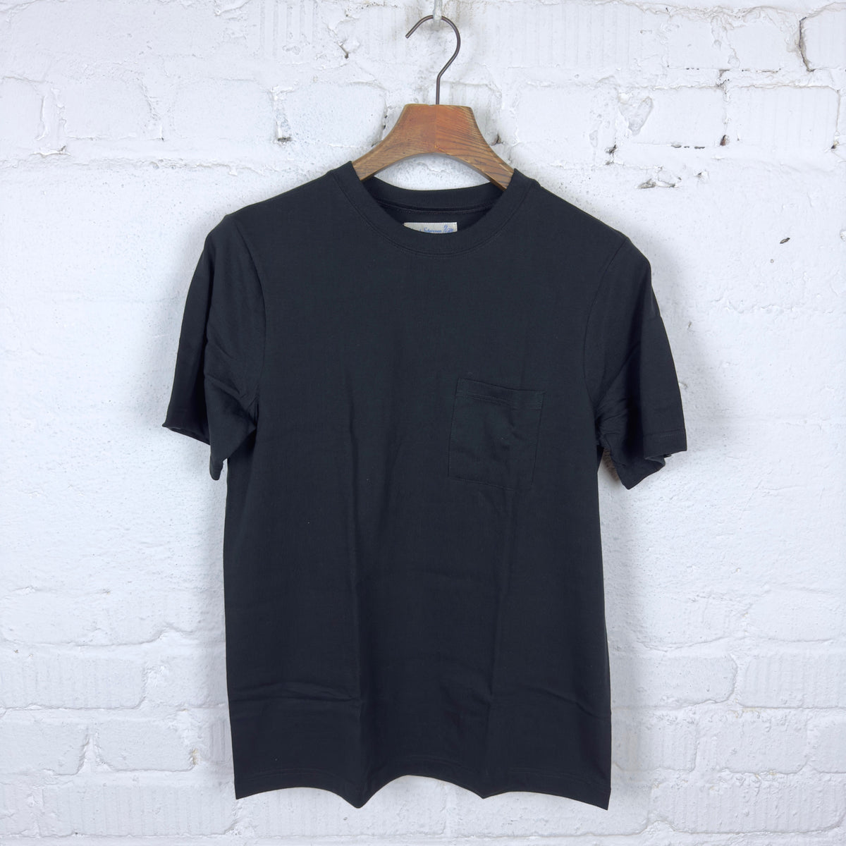 Merz B. Schwanen | 1940s Men's Loopwheeled Pocket T-shirt Deep Black ...