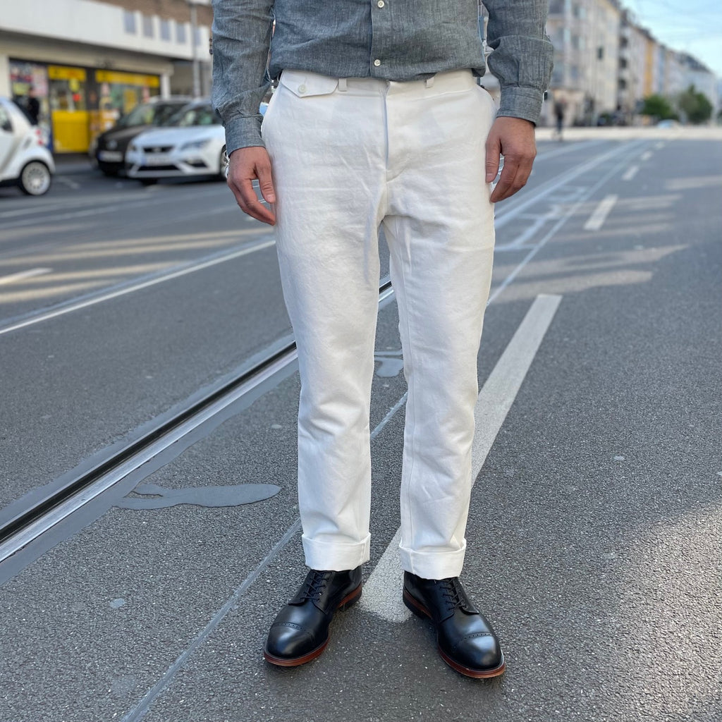 https://www.stuf-f.com/media/image/63/64/5e/addict-clothes-acv-tr01cl-heavy-linen-trousers-white-1.jpg