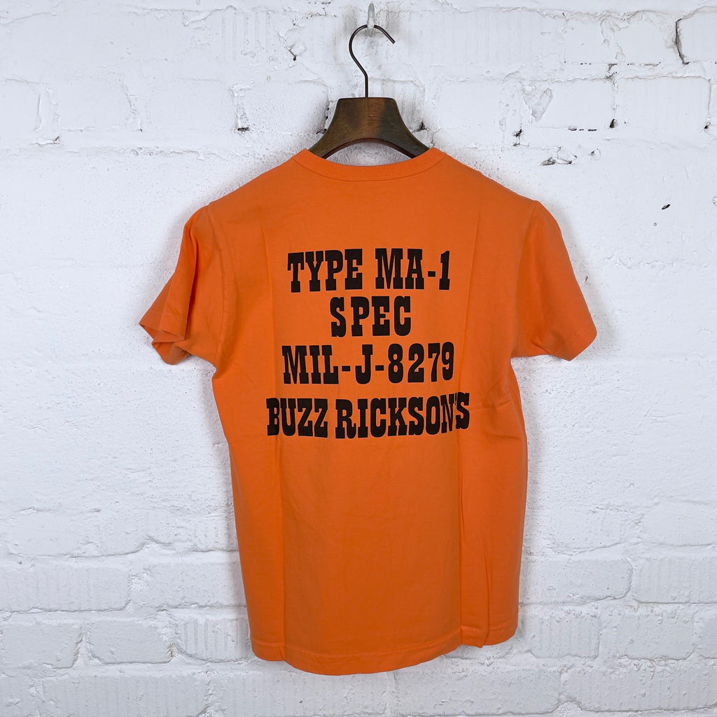 https://www.stuf-f.com/media/image/96/29/9c/buzz-ricksons-br79257-x-peanuts-ma-1-t-shirt-orange-3.jpg