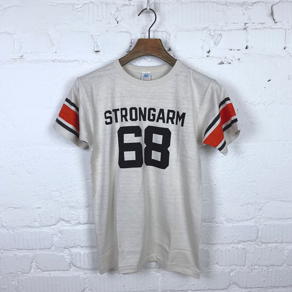 https://www.stuf-f.com/media/image/0b/fd/83/john-gluckow-jg-cs06-college-store-numbering-t-shirt-beige-1.jpg