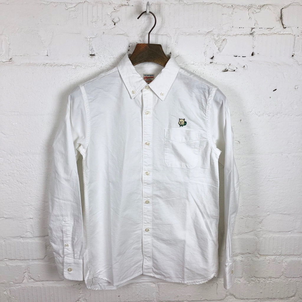 https://www.stuf-f.com/media/image/7b/96/9c/momotaro-05-230-embroidery-oxford-shirt-white-1.jpg