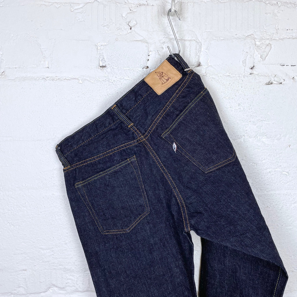 https://www.stuf-f.com/media/image/2a/a6/3a/pure-blue-japan-xx-019-relaxed-tapered-jean-14oz-1.jpg