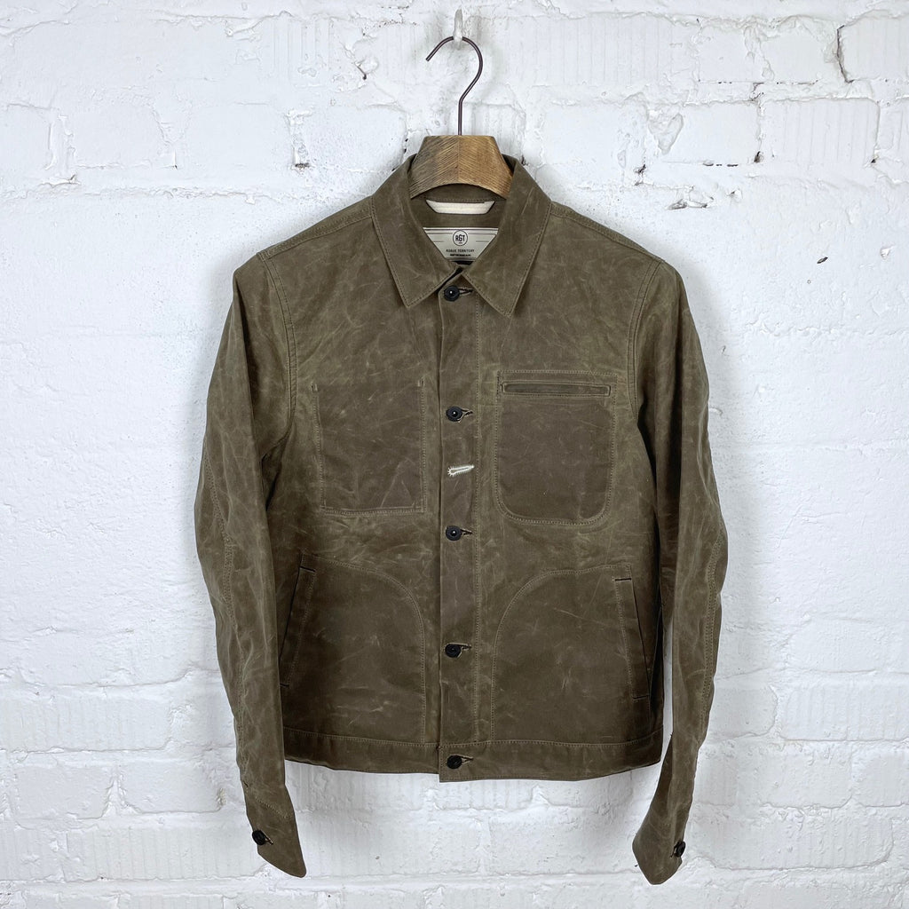 https://www.stuf-f.com/media/image/8a/19/73/rogue-territory-ridgeline-supply-jacket-waxed-brown-3.jpg