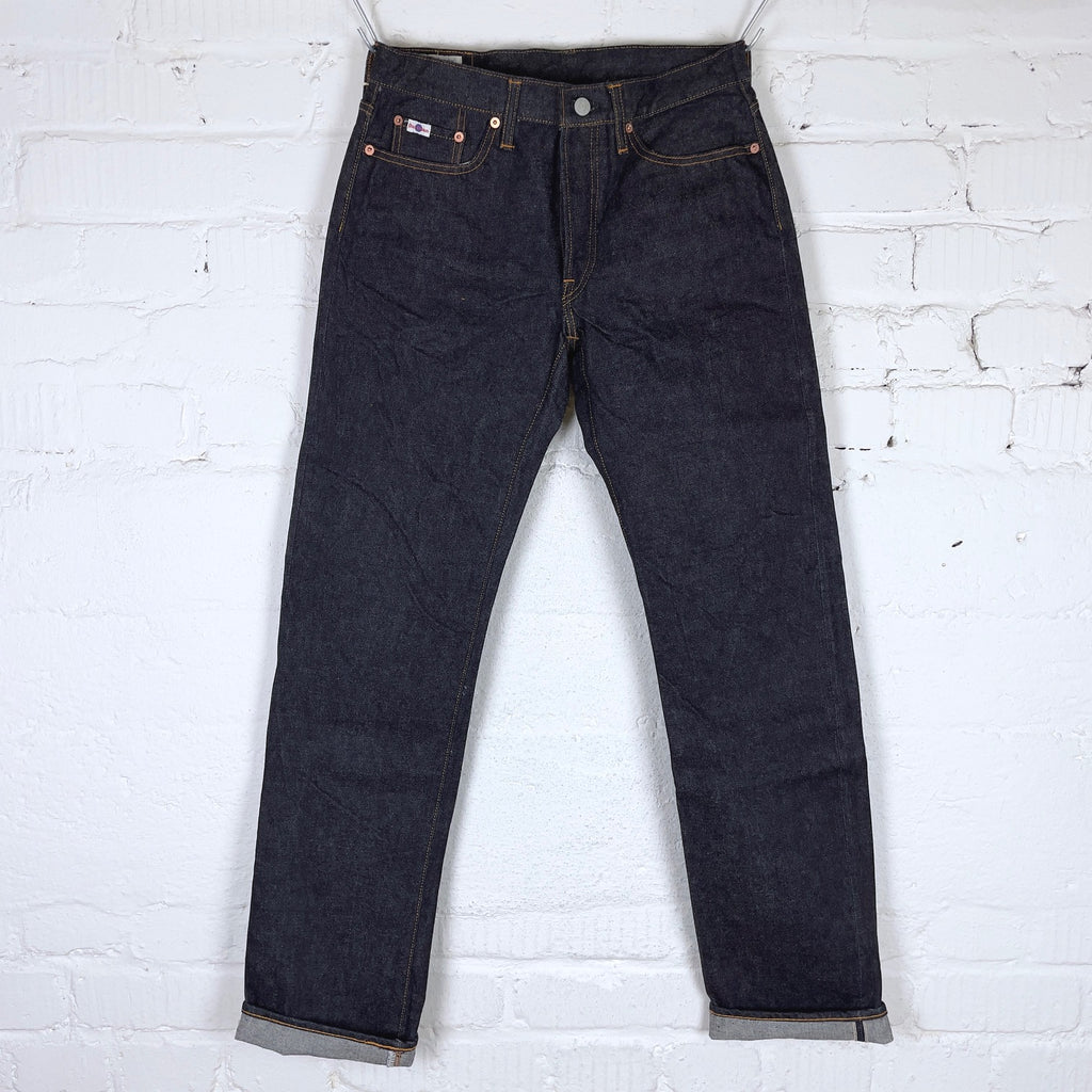 https://www.stuf-f.com/media/image/d3/c1/2b/studio-dartisan-sd-103-regular-straight-jeans-4.jpg
