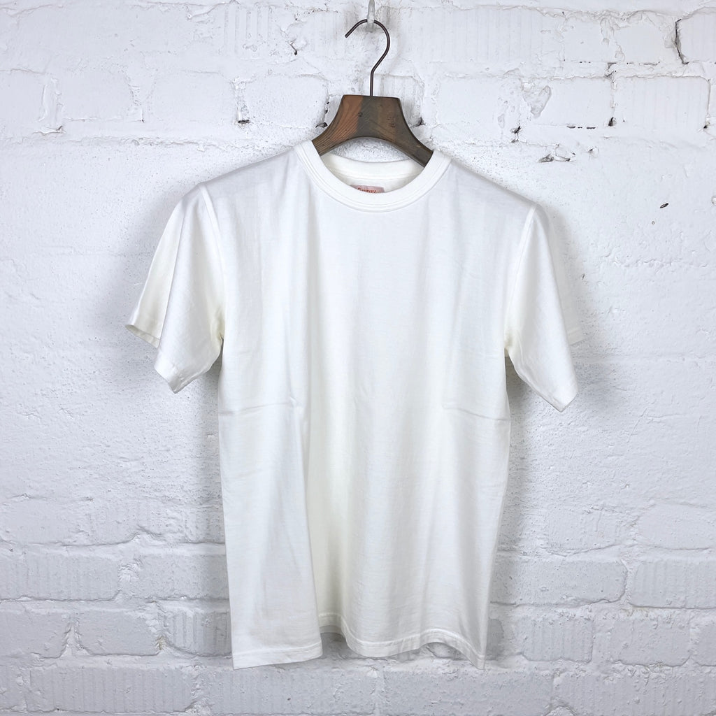 https://www.stuf-f.com/media/image/c0/33/f6/sunray-sportswear-makaha-t-shirt-off-white-1.jpg