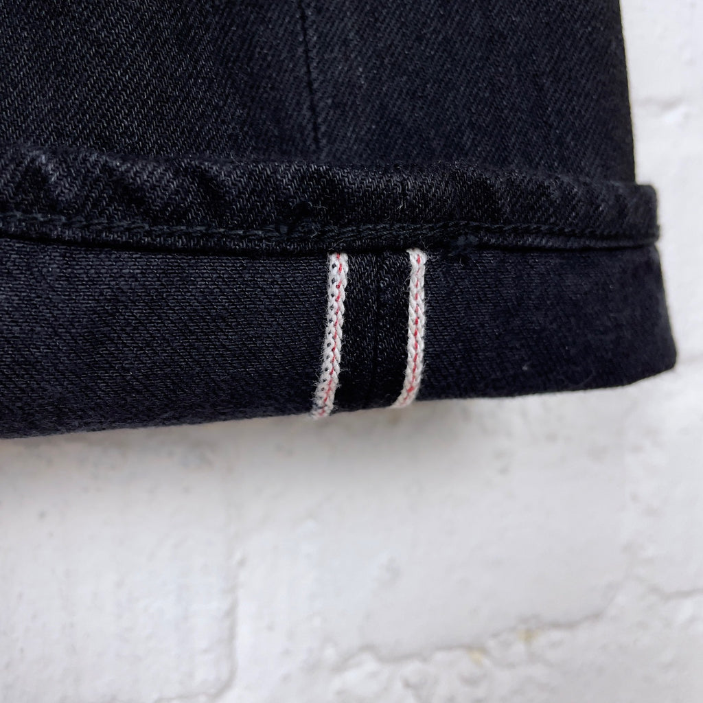 https://www.stuf-f.com/media/image/4a/37/32/tcb-30s-jeans-black-x-black-2.jpg