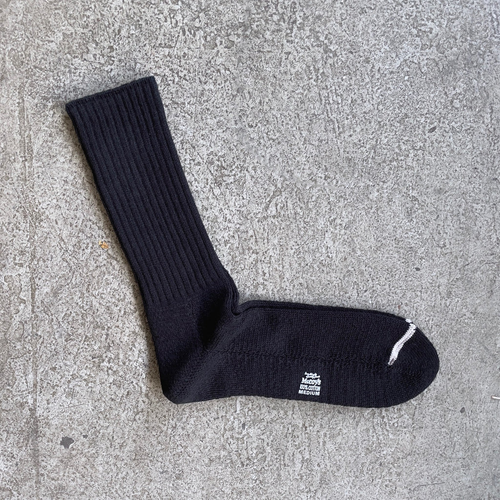 https://www.stuf-f.com/media/image/3d/73/aa/the-real-mccoys-mccoys-2-pcs-pack-socks-black-2.jpg