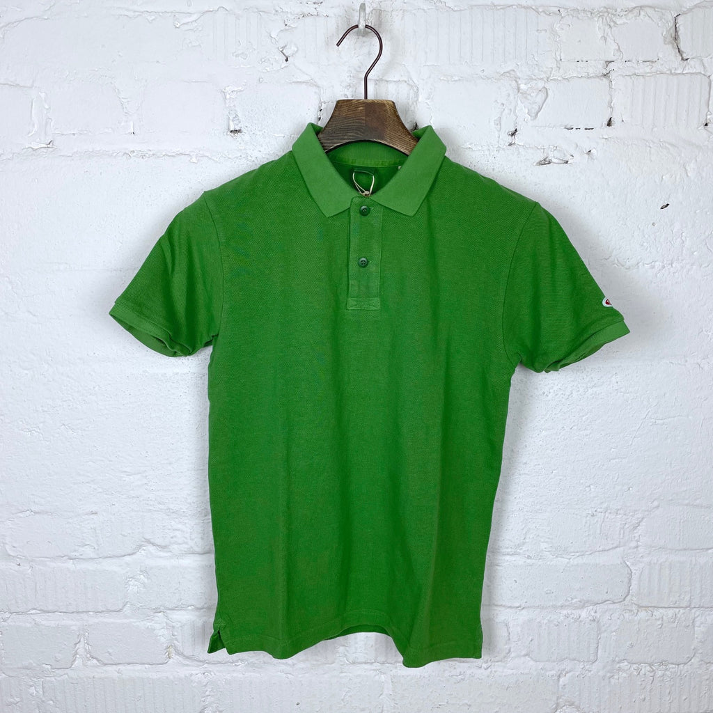 https://www.stuf-f.com/media/image/35/da/99/ues-fawn-polo-shirt-green-1.jpg