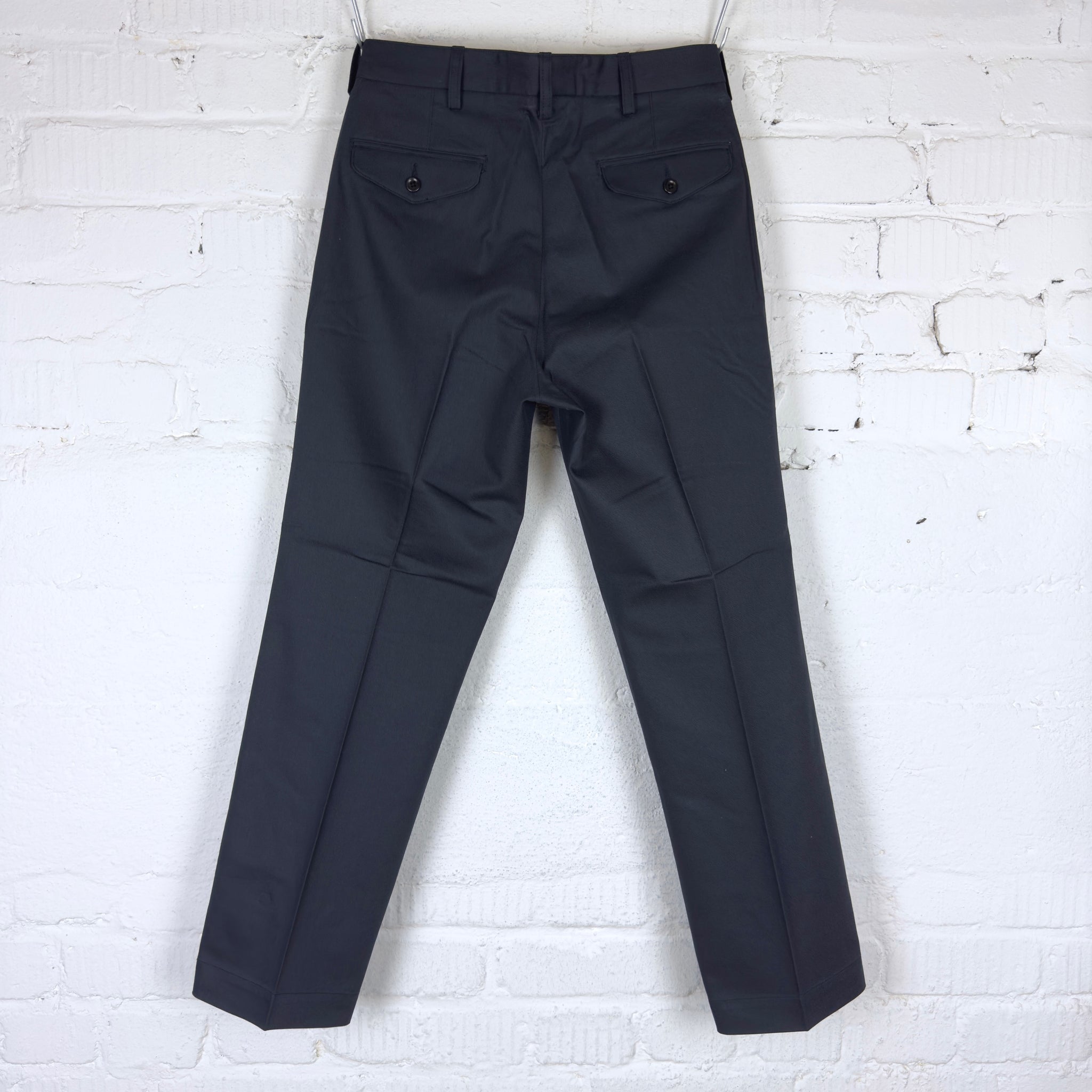 addict clothes | acv-tr02tw single pleated cotton twill trousers - d.navy