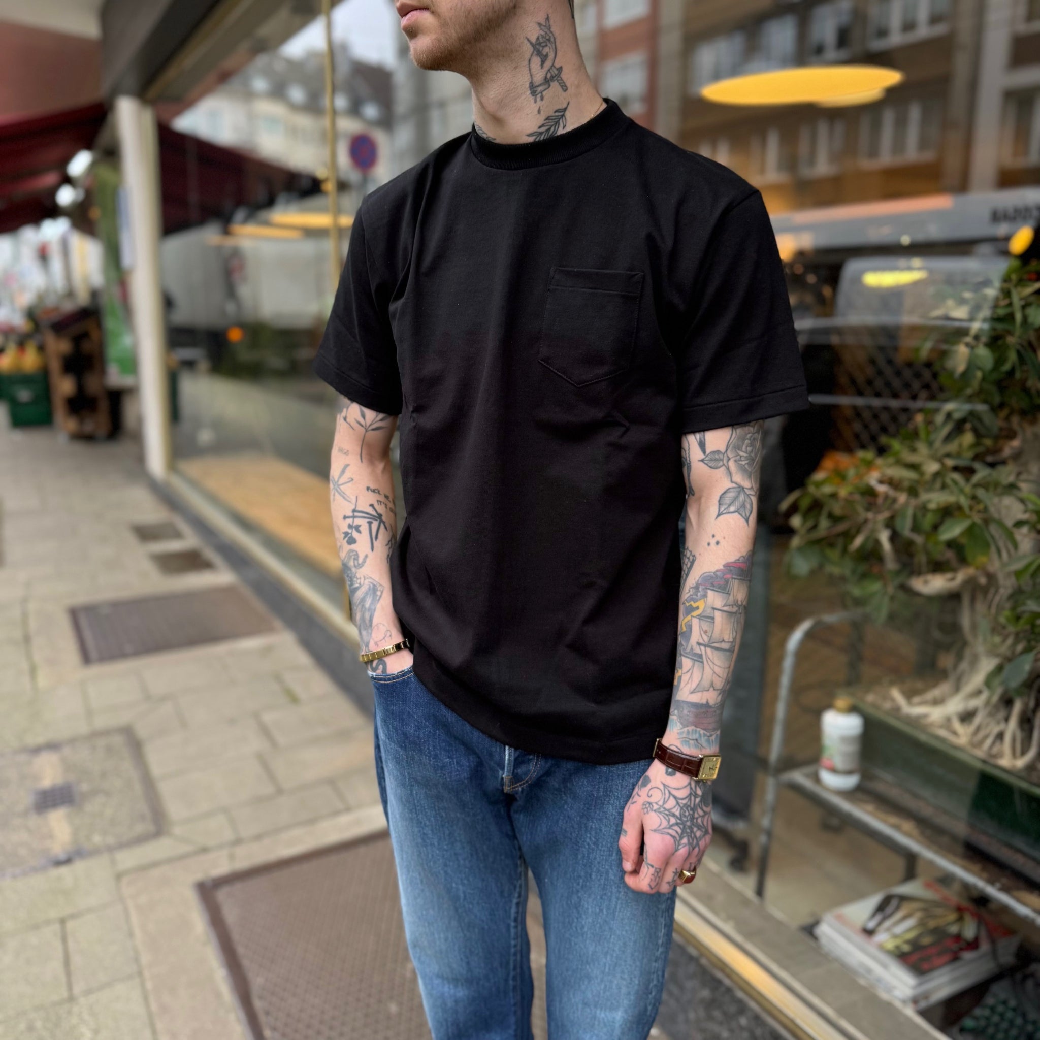 anatomica-pocket-tee-black-