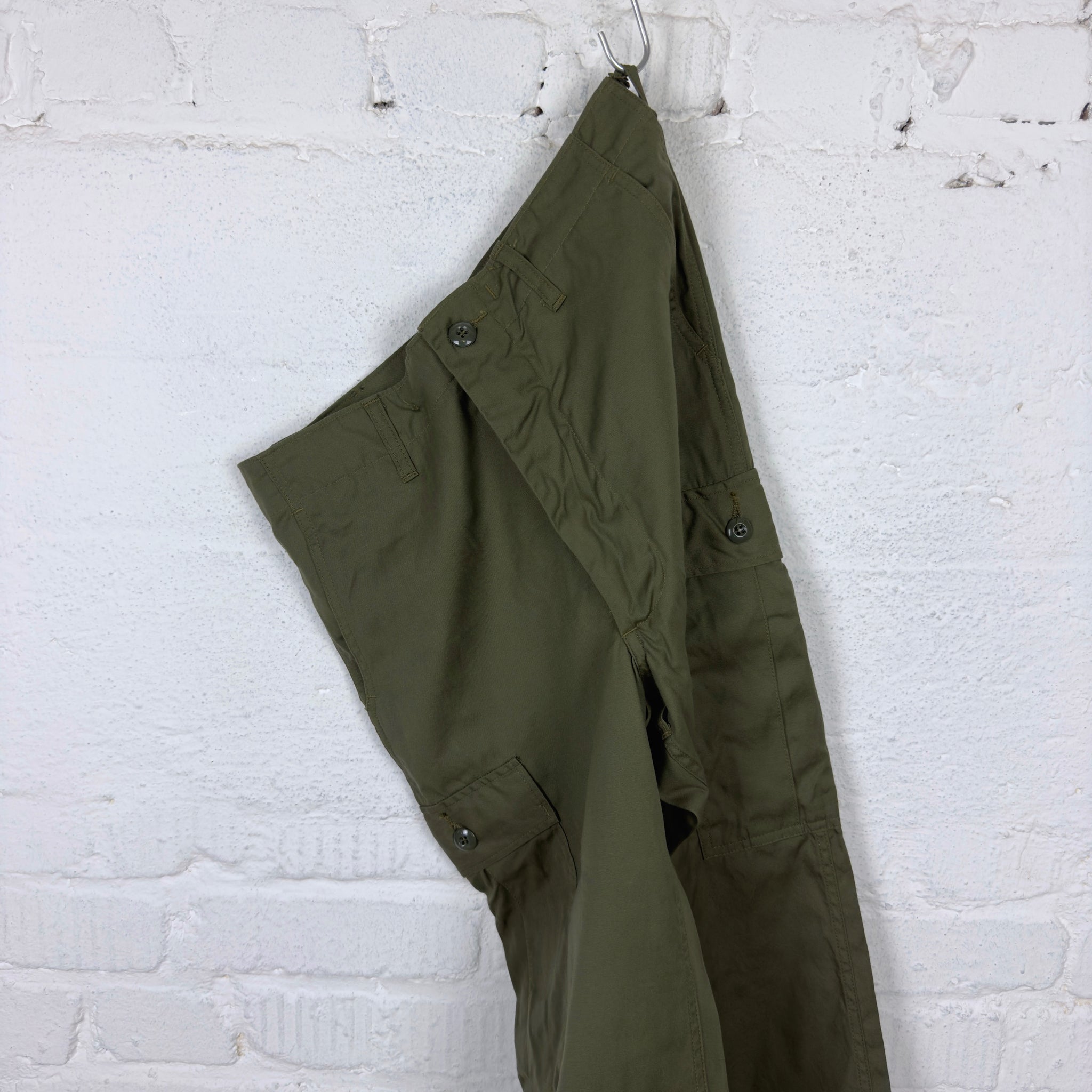 buzz rickson's | br40927 trousers,men's, cotton wind resistant poplin, olive green army shade 107 buzz rickson's | br40927 trousers,men's, cotton wind resistant poplin, olive green army shade 107
