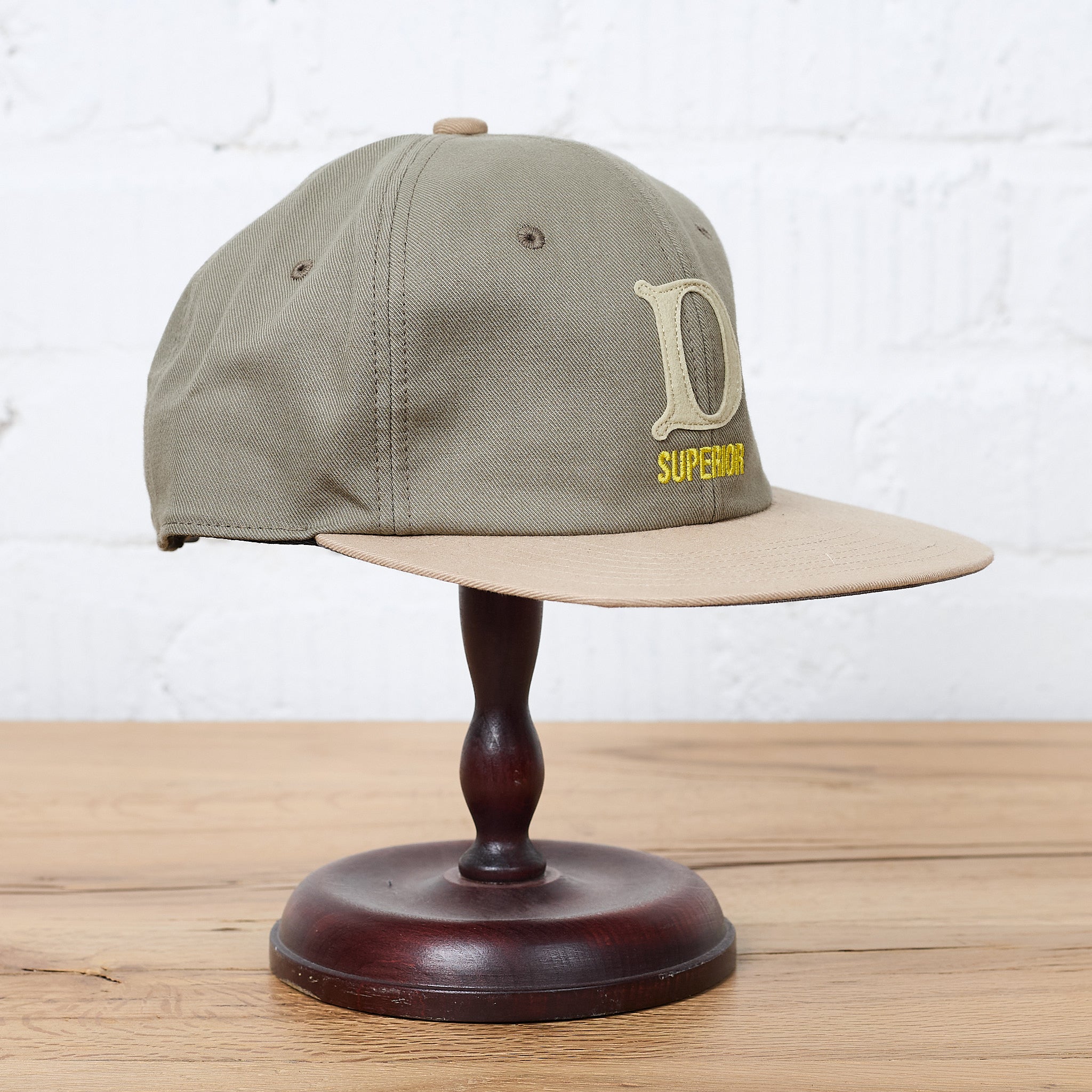h.w. dog & co. – stuf|f-official