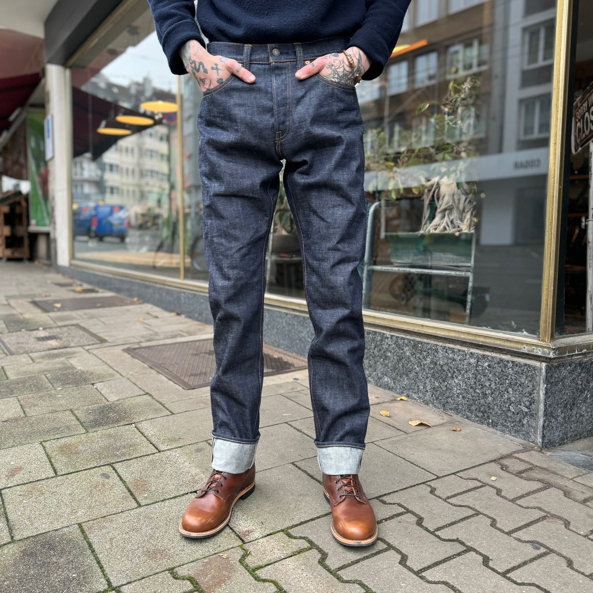 0605-40 14.7oz legacy blue denim natural tapered jeans | momotaro