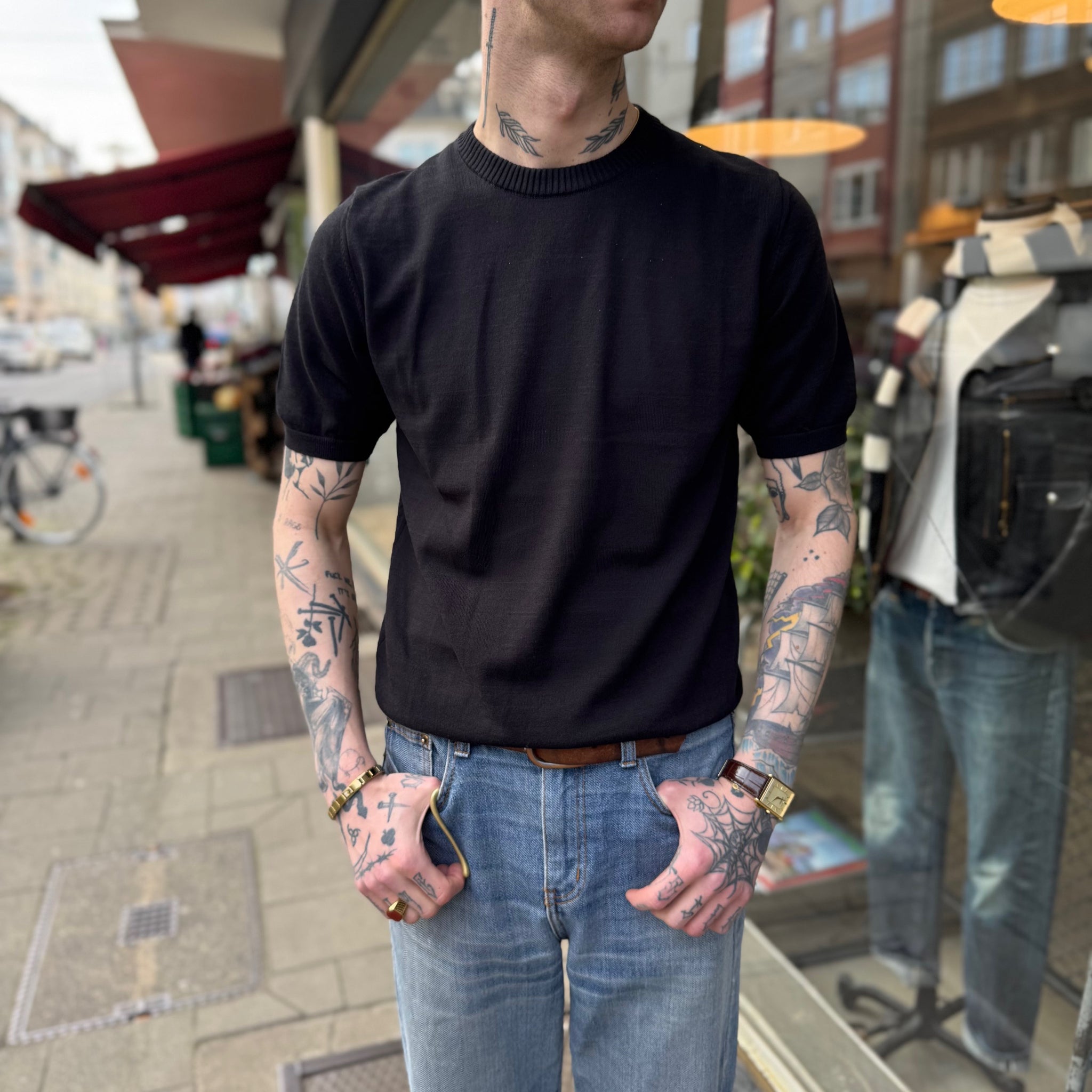 mooncastle | ic1 ice cotton crewneck tee black – stuf|f-official