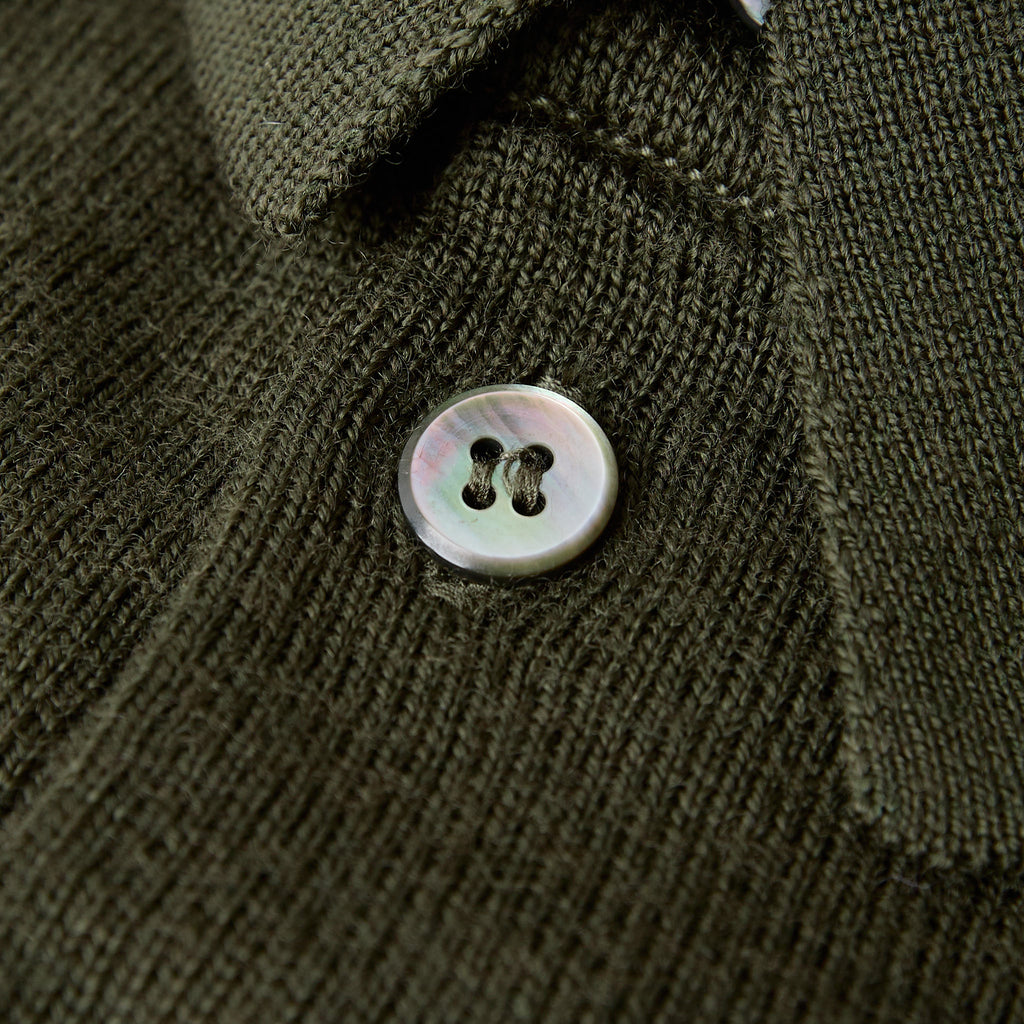 mooncastle | wool polo neck knit dark olive - Bild 4