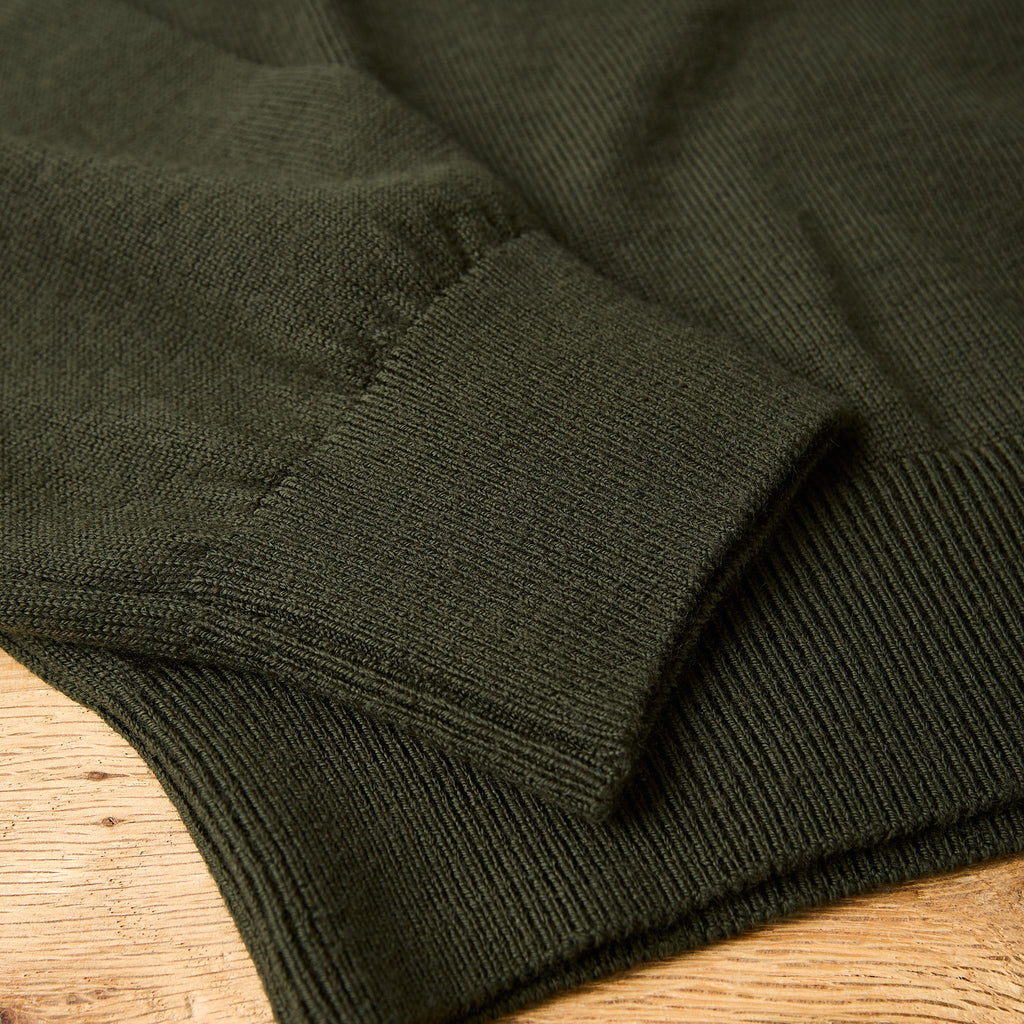 mooncastle | wool polo neck knit dark olive - Bild 5