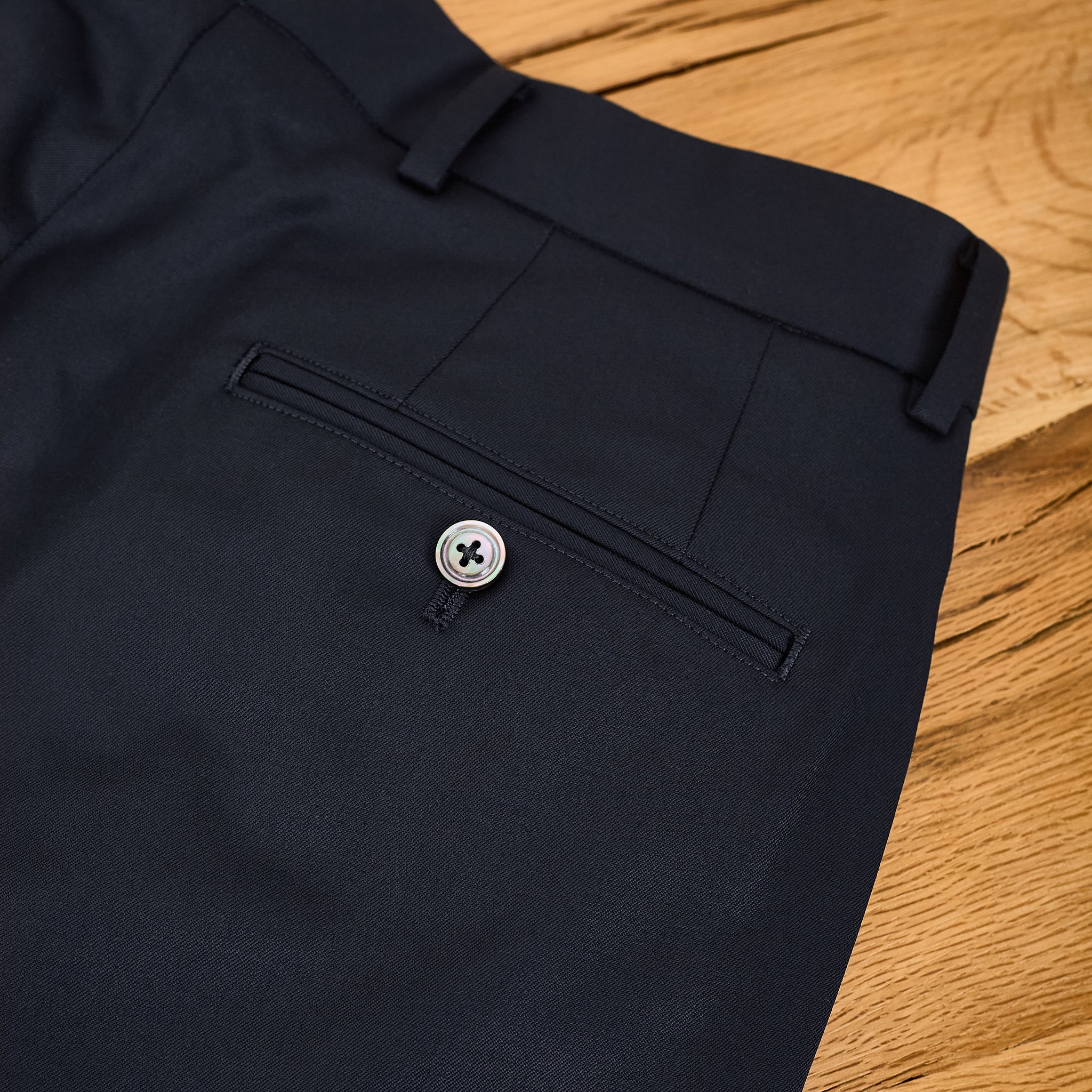 neat-25-01nc-wg-wool-gabardine