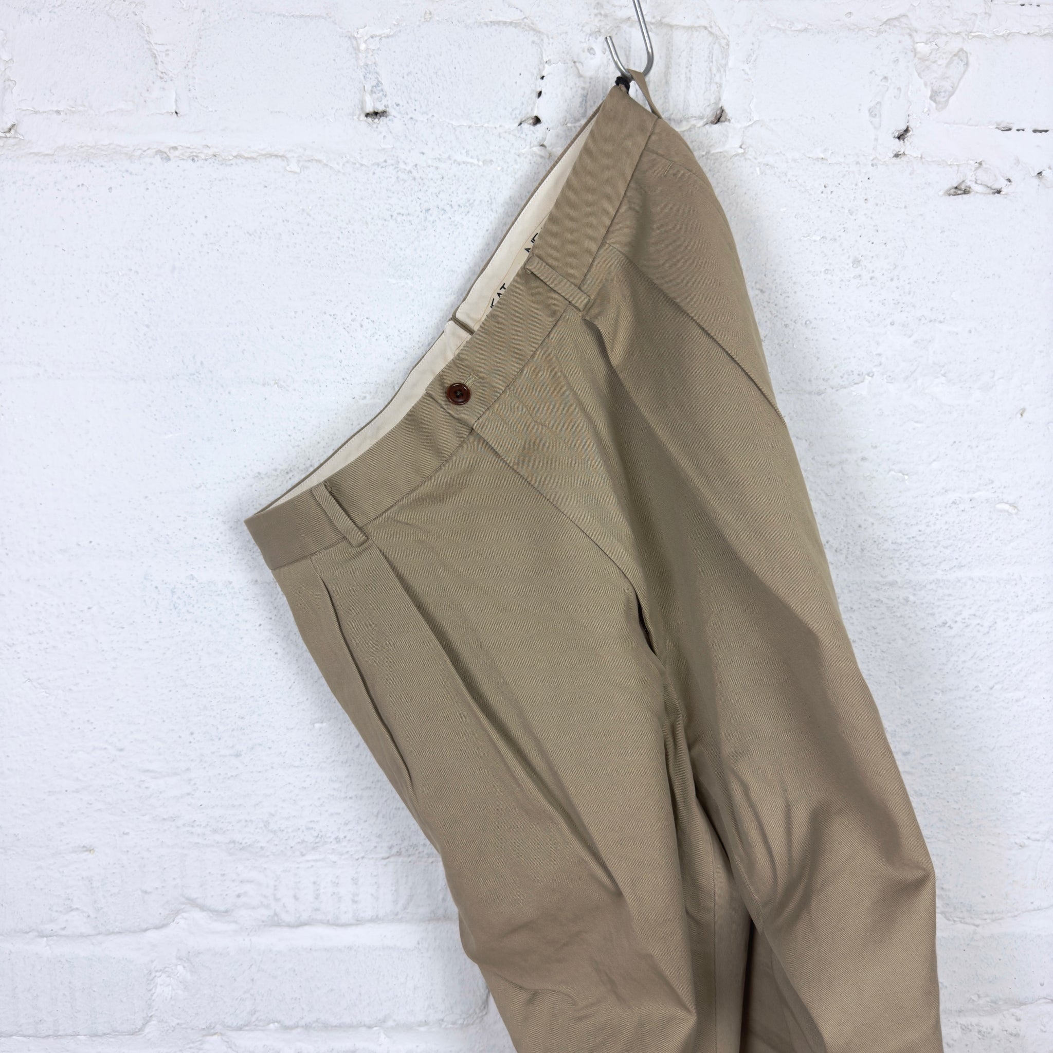 neat | neat chino beige