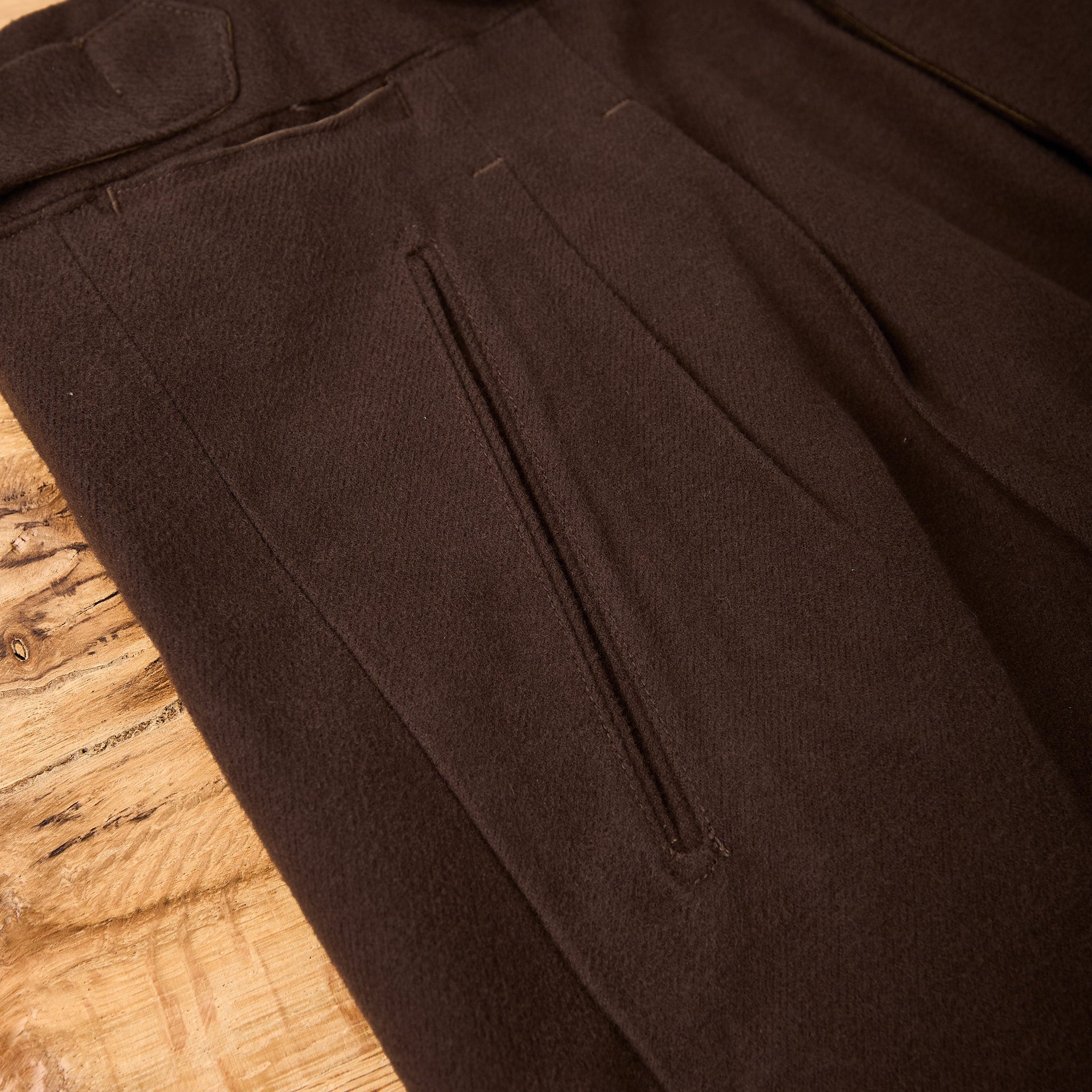 old joe brand | double-pleated smarty trouser - whisky – stuf|f