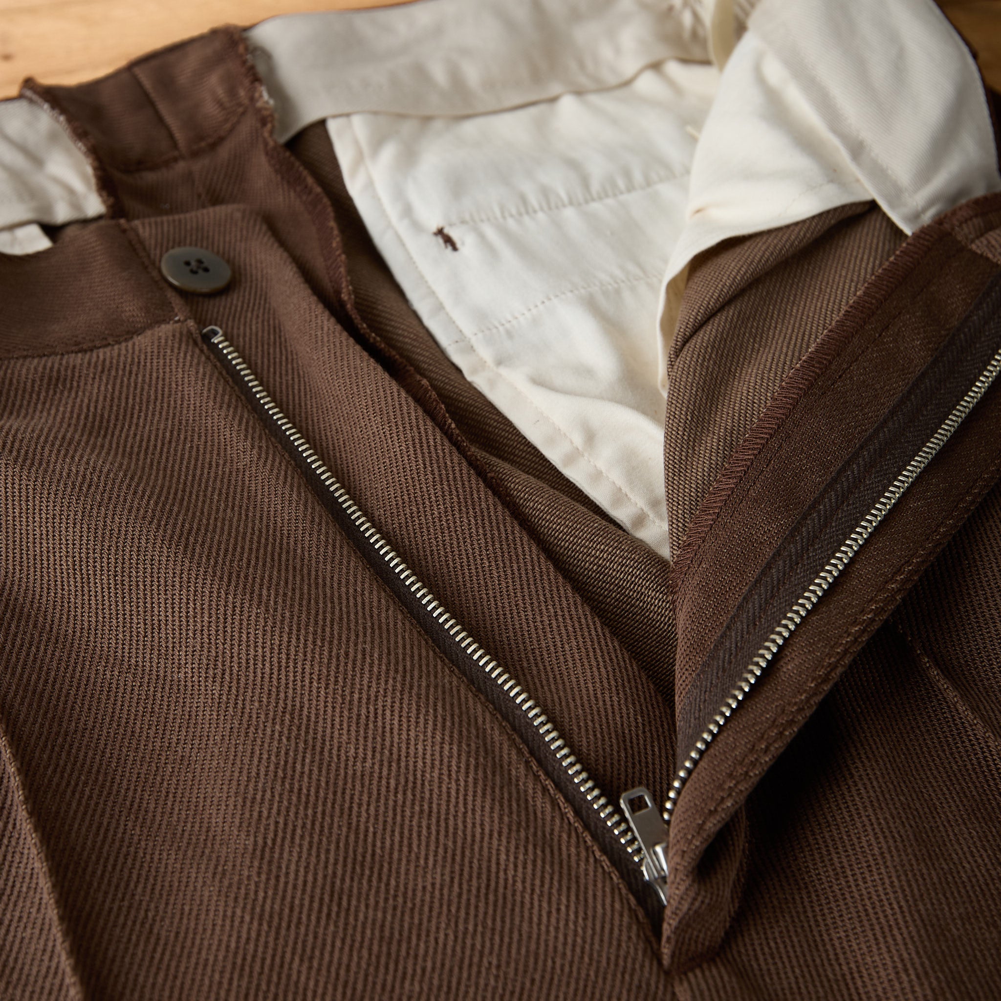 old joe brand | front tuck army trouser 261oj-pt09 - coffee – stuf