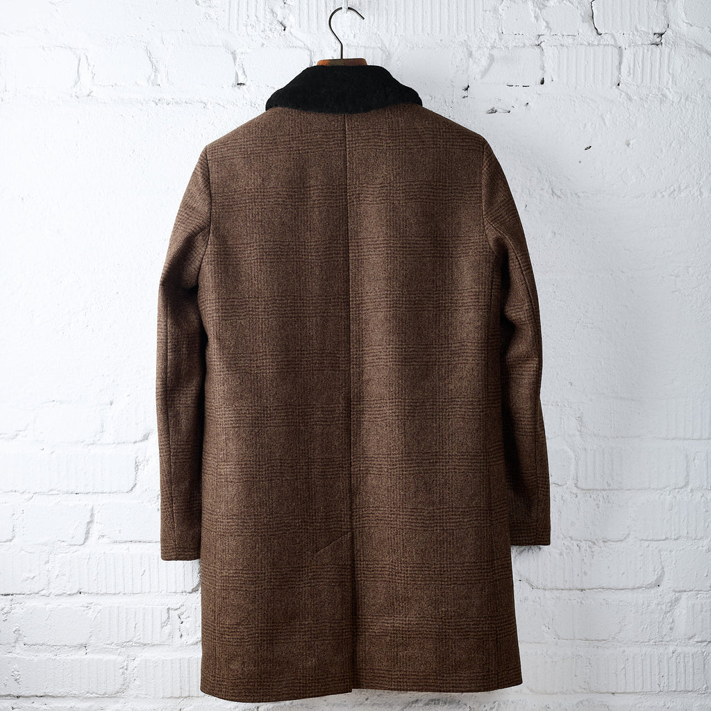 outclass | bouclé mac coat - brown - Bild 3