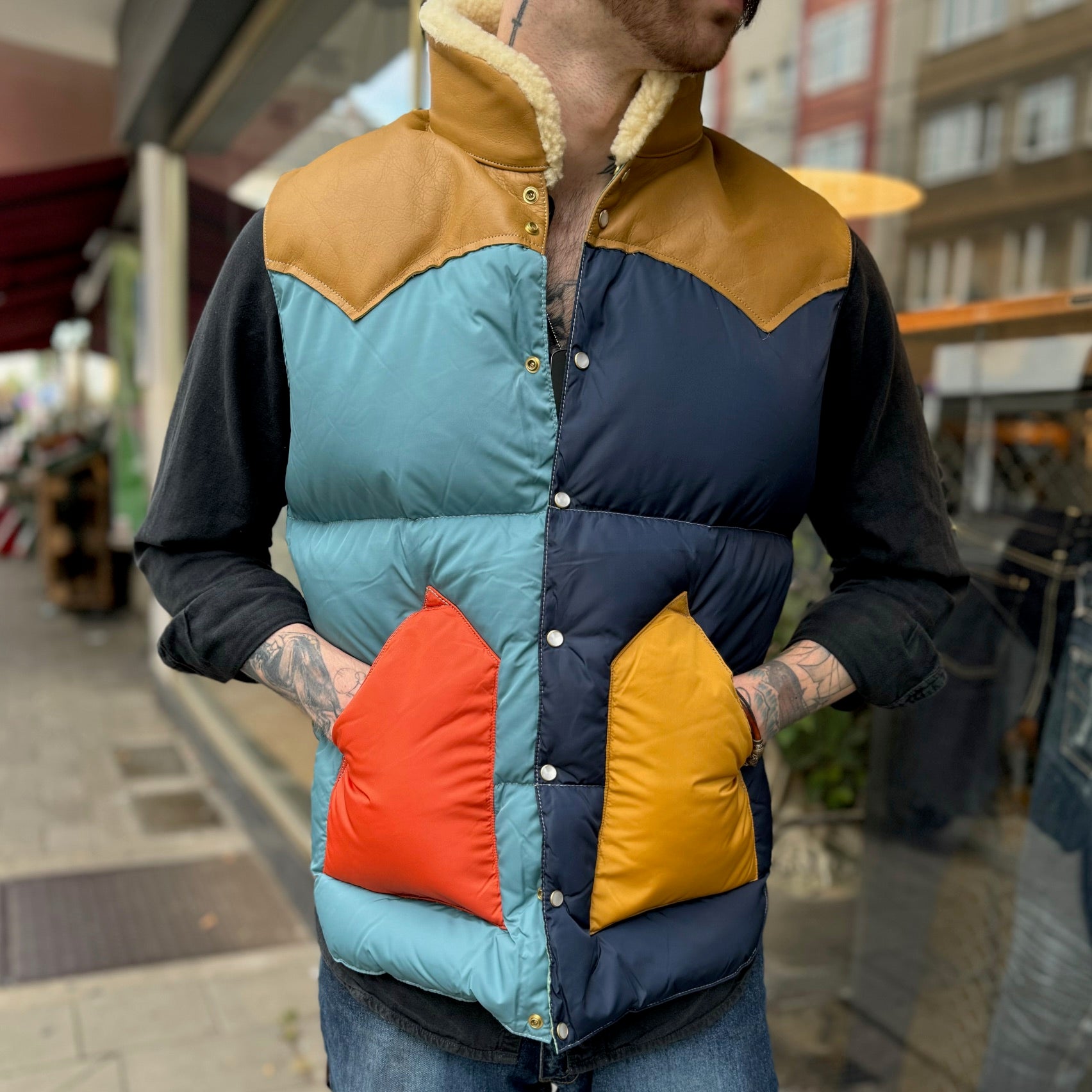 ジャケット・アウター Rocky Mountain Featherbed Christy Vest Christy Vest