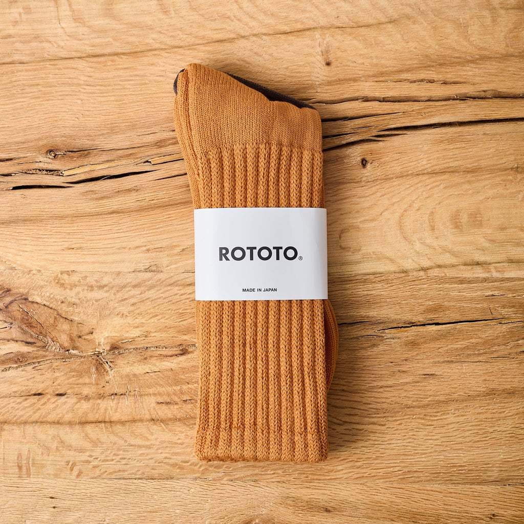 rototo | r1334 loose pile crew socks - orange peel