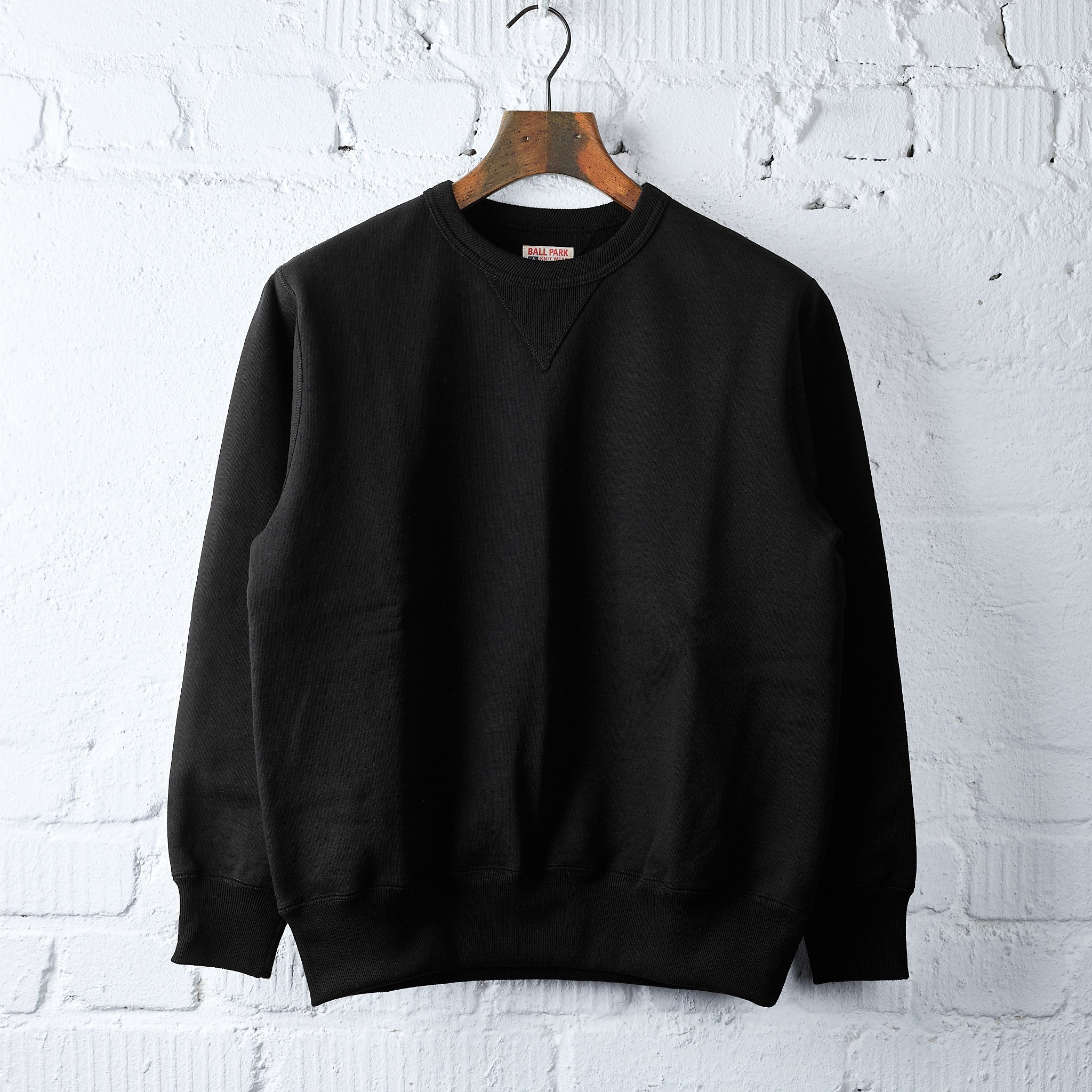 the real mccoy's | 12oz ball park crewneck sweatshirt black – stuf