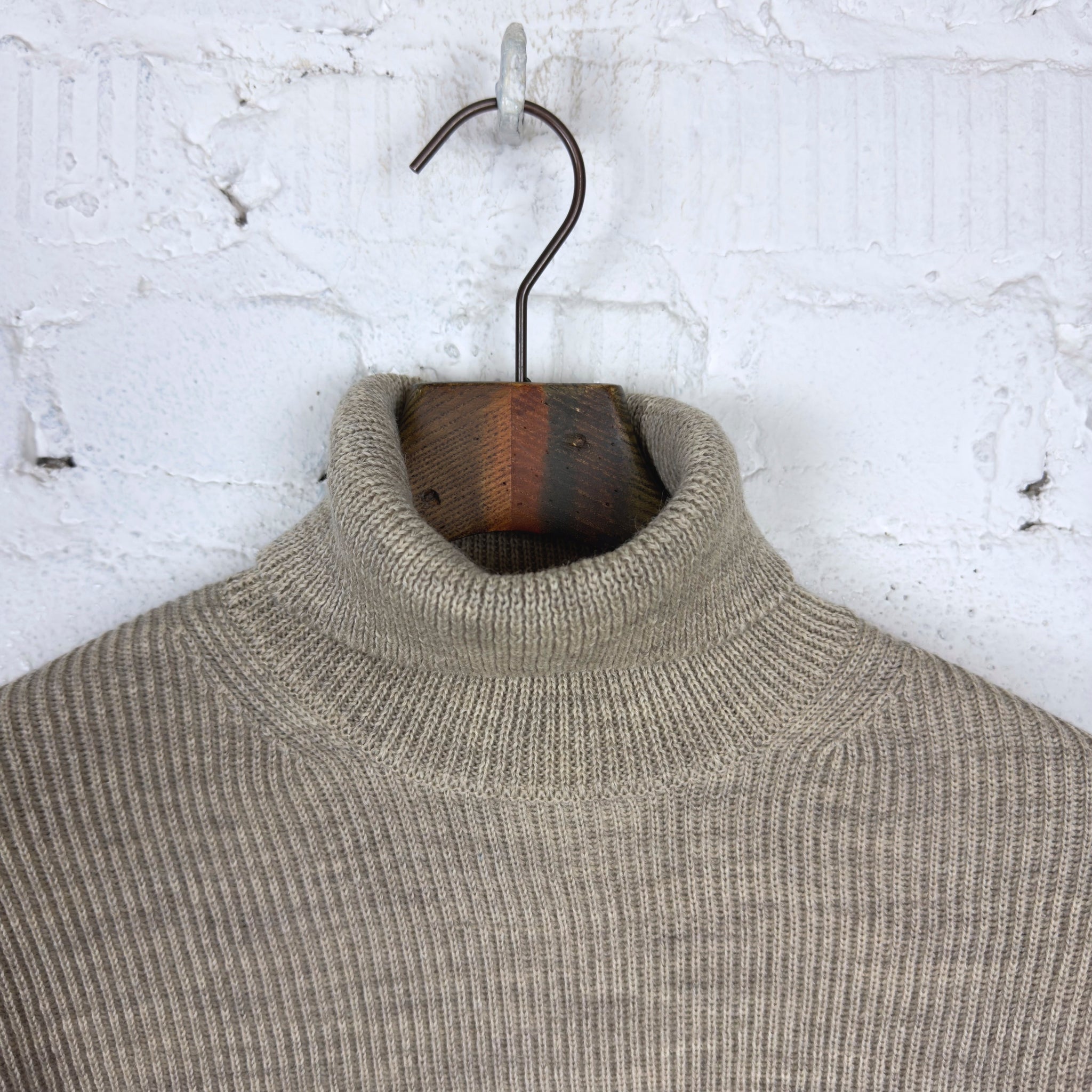 vincent et mireille | turtle neck sweater - natural – stuf|f-official