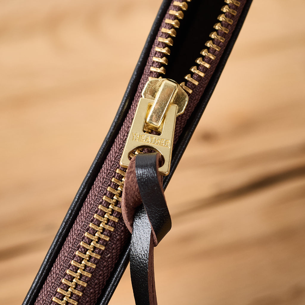 y'2 leather | horse hide leather poach small - black - Bild 3