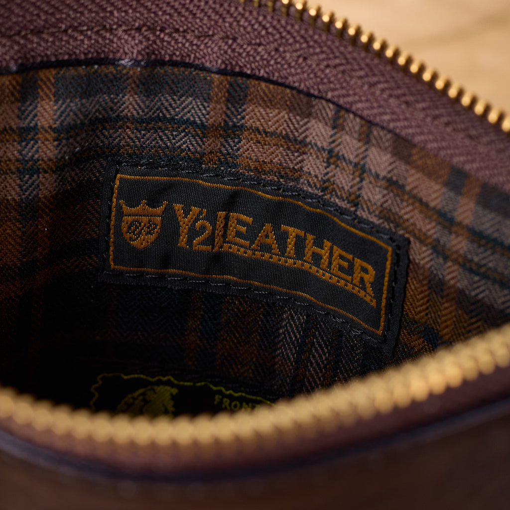 y'2 leather | horse hide leather poach small - indigo - Bild 4