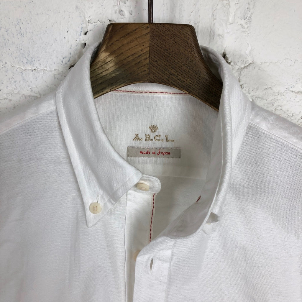 https://www.stuf-f.com/media/image/4c/7c/60/abcl-bd-shirt-oxford-selvedge-white-3.jpg