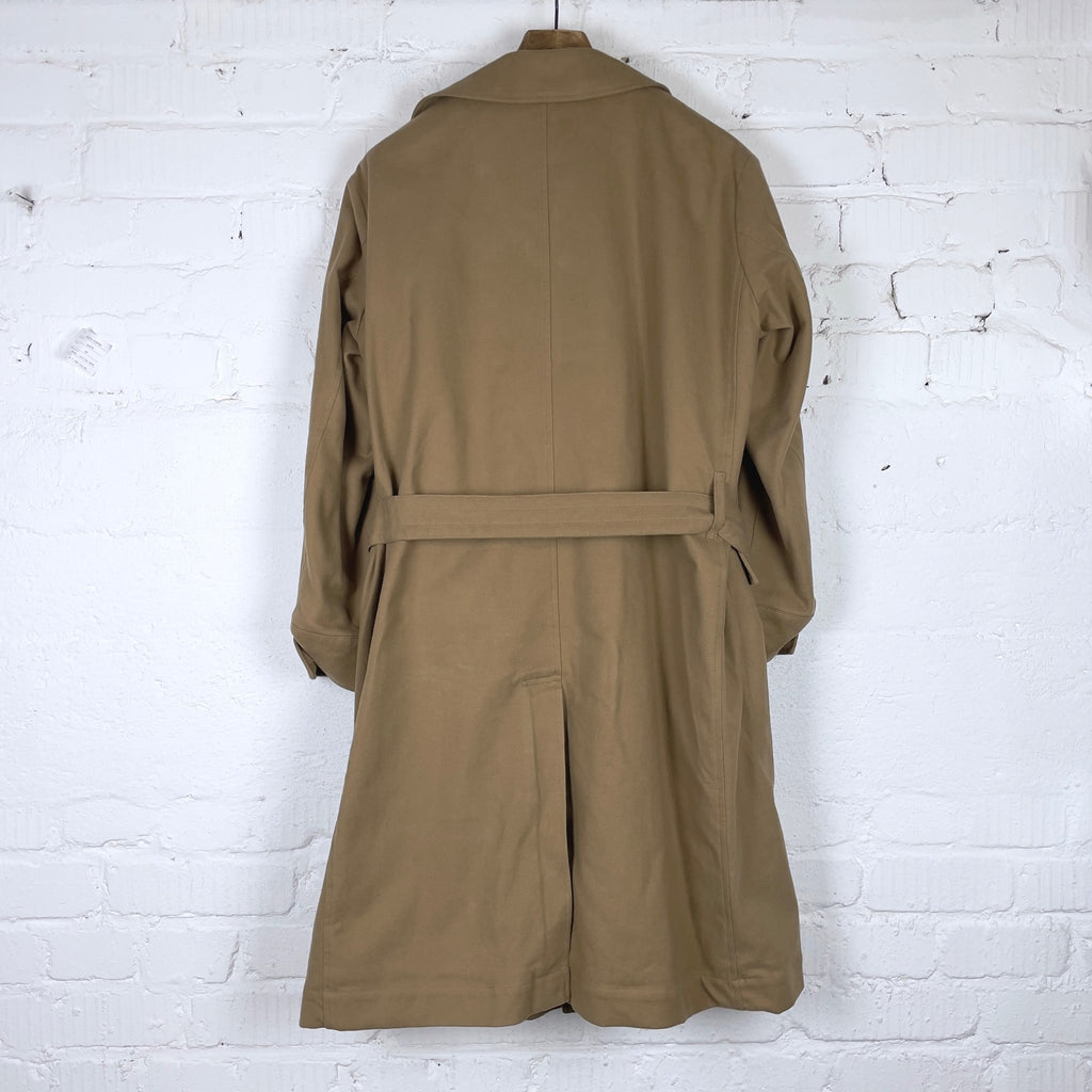https://www.stuf-f.com/media/image/9c/7c/80/addict-clothes-acv-ct02fn-storm-tt-coat-beige-5.jpg