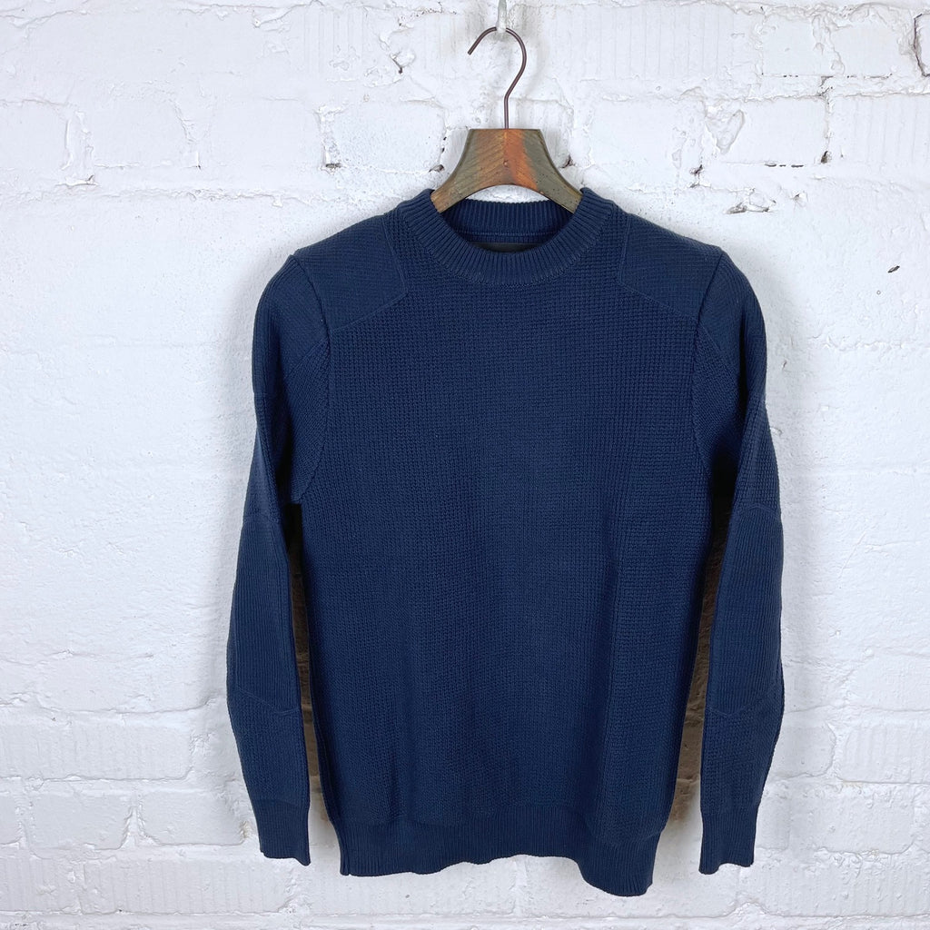 https://www.stuf-f.com/media/image/73/b3/ff/addict-clothes-acv-kn01-cotton-knit-sweater-ink-blue-1.jpg