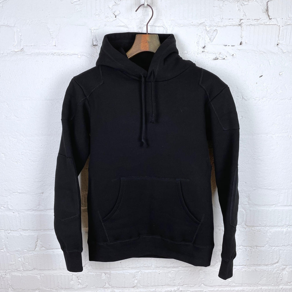 https://www.stuf-f.com/media/image/60/f0/a2/addict-clothes-acv-swp02-cotton-hoodie-black-3.jpg