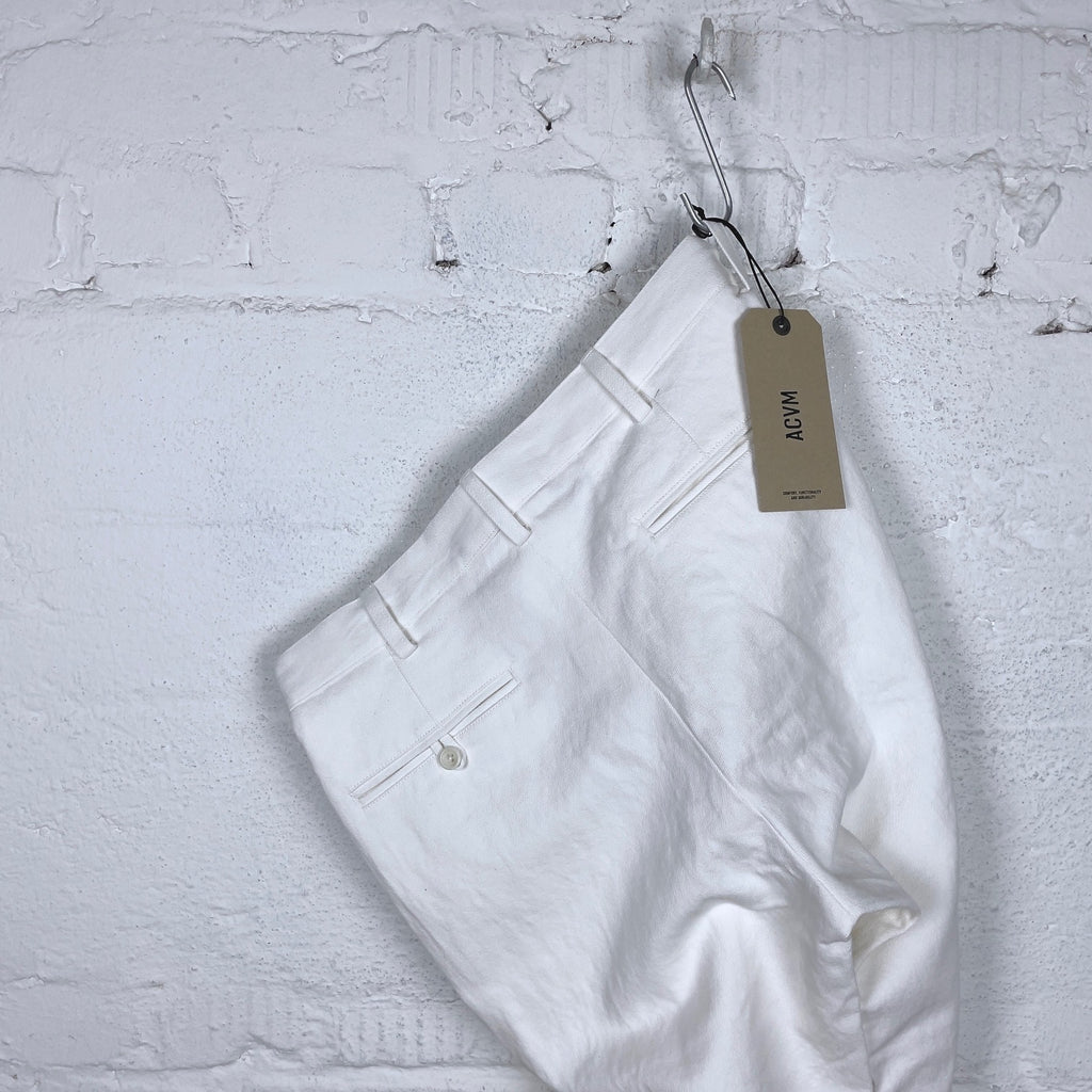 https://www.stuf-f.com/media/image/c9/16/fd/addict-clothes-acv-tr01cl-heavy-linen-trousers-white-4.jpg