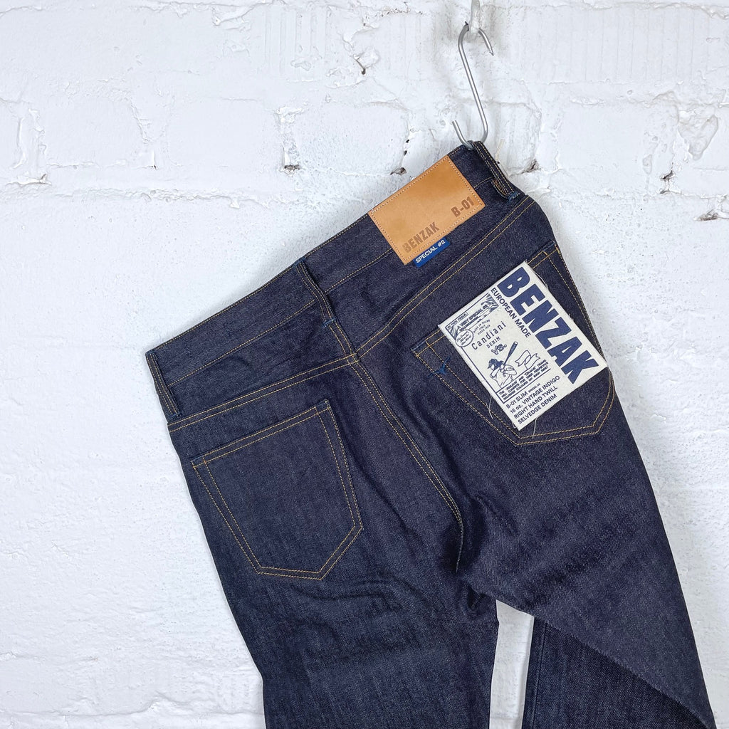 https://www.stuf-f.com/media/image/f3/fd/fa/benzak-b-01-special-2-jeans-3.jpg