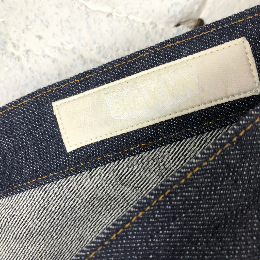 https://www.stuf-f.com/media/image/08/7c/ba/big-john-rare-r009-slim-jeans-5.jpg