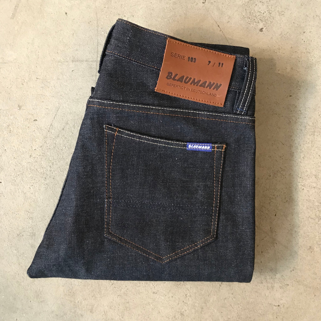https://www.stuf-f.com/media/image/5f/10/4b/blaumann-jeanshosen-stuff-fine-goods-bjxsfg2-1.jpg