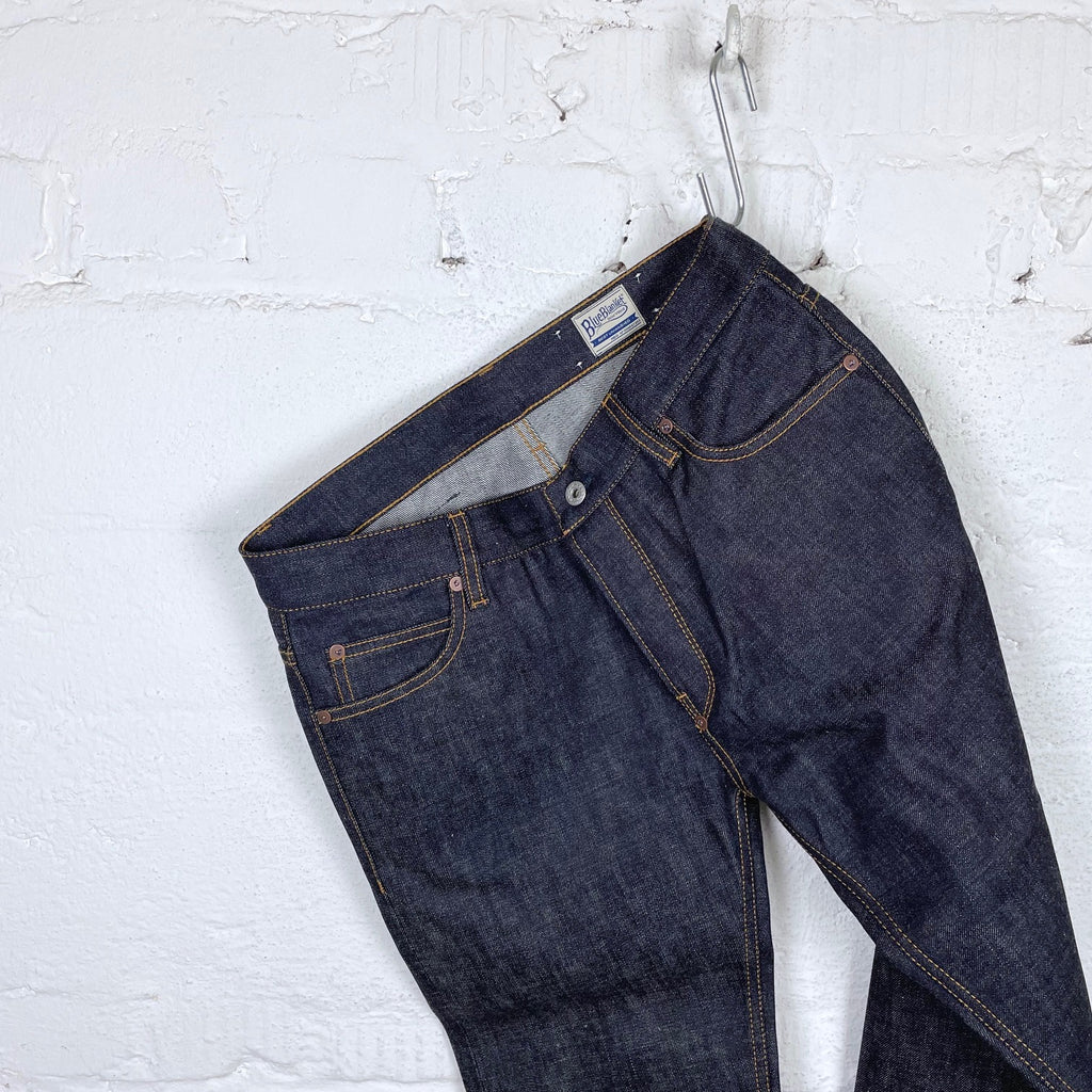 https://www.stuf-f.com/media/image/96/ba/1b/blue-blanket-p01-jp12-jeans-3.jpg