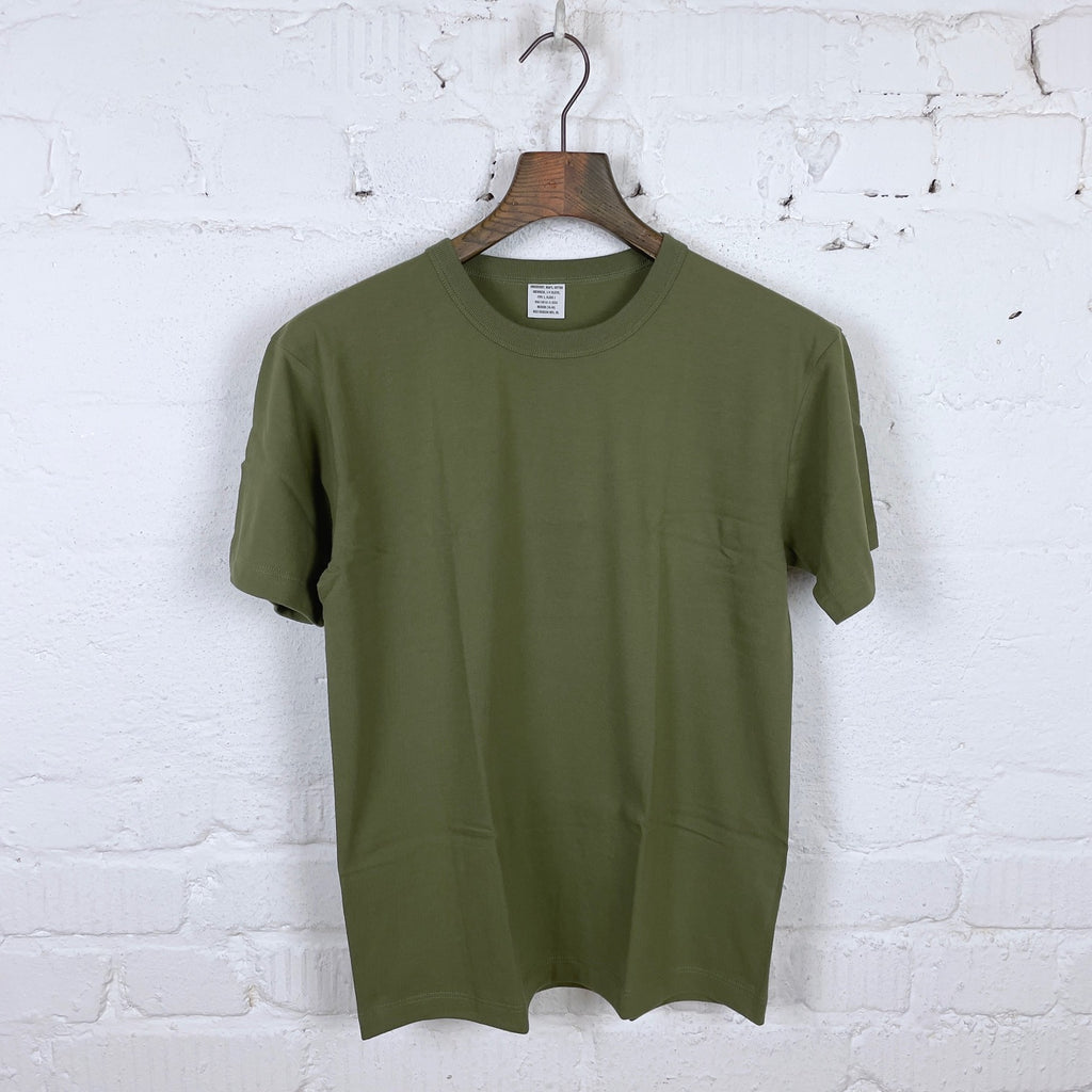 https://www.stuf-f.com/media/image/7c/9a/ff/buzz-ricksons-br78960-us-government-issue-t-shirt-olive-2.jpg