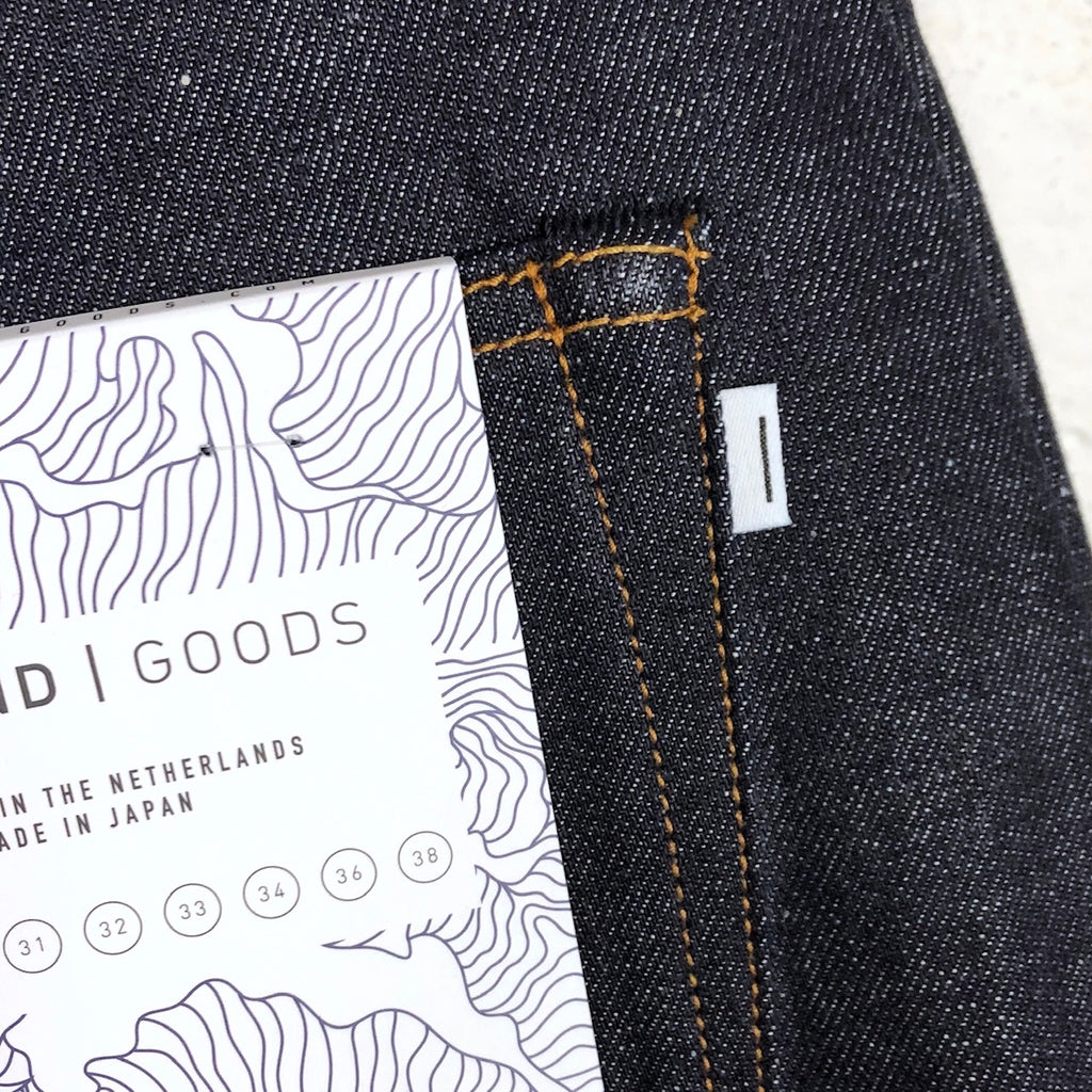 https://www.stuf-f.com/media/image/72/89/f6/dyemond-goods-x-stuff-rt-stuff-collab-jeans-3.jpg