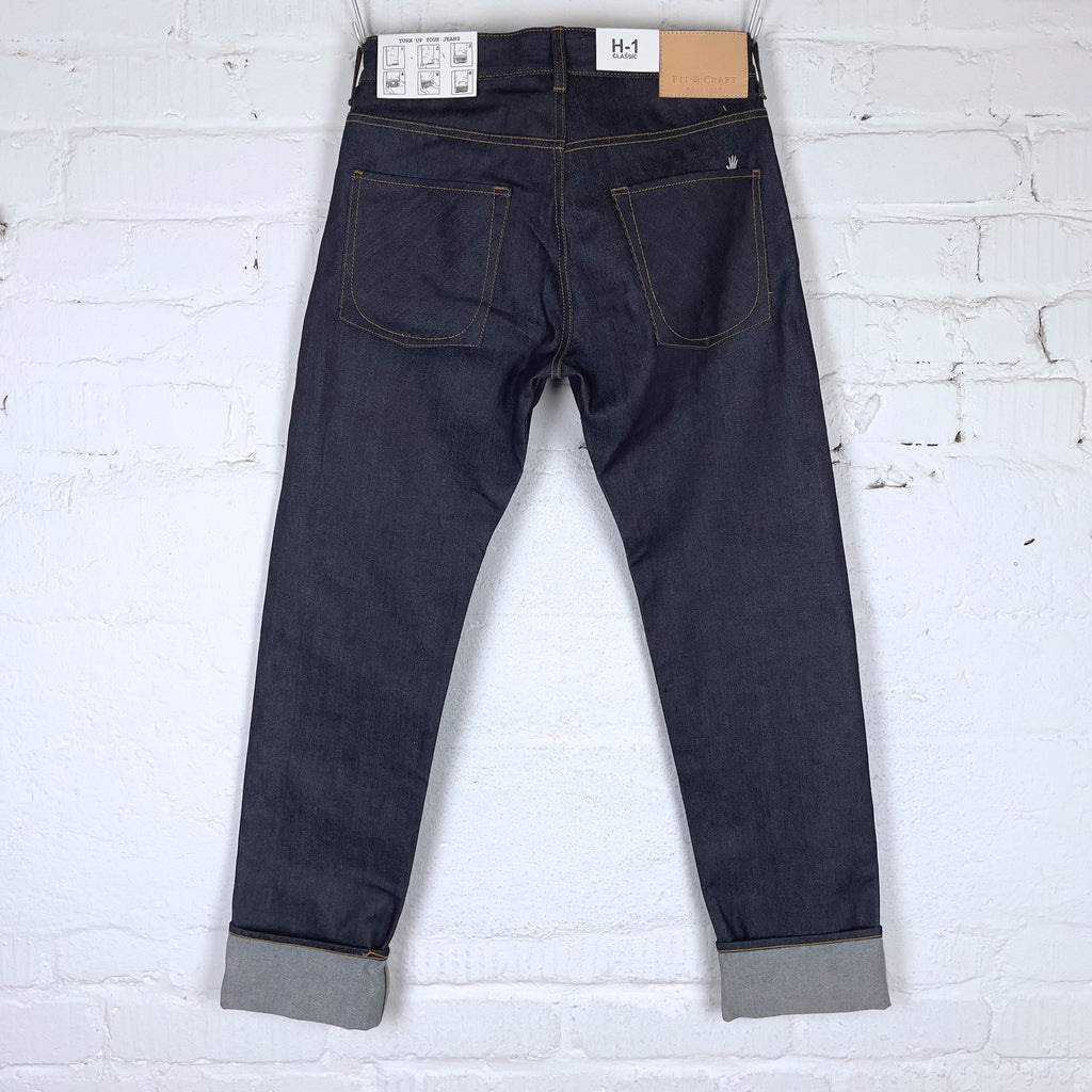 https://www.stuf-f.com/media/image/b7/39/90/fit-and-craft-classic-h1-jeans-2.jpg