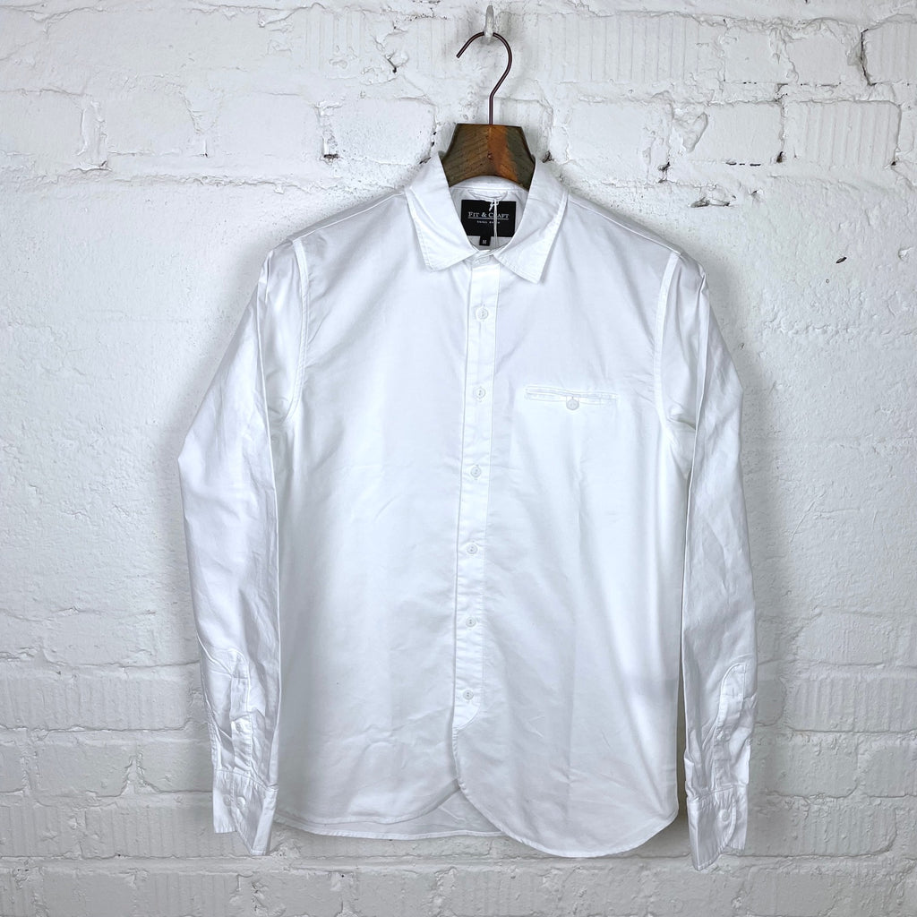 https://www.stuf-f.com/media/image/d6/33/48/fit-and-craft-x-stuff-white-oxford-shirt-1.jpg