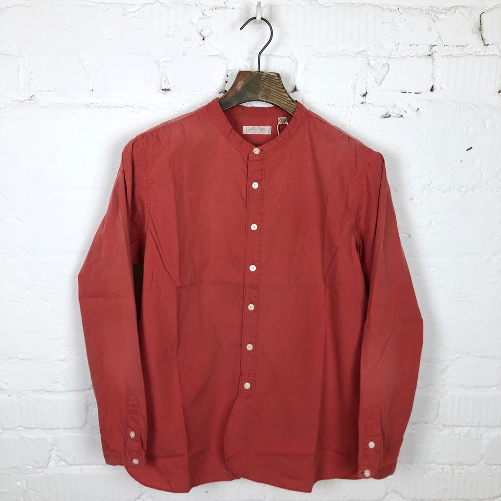 https://www.stuf-f.com/media/image/c4/36/43/fullcount-4037-broad-cloth-band-collar-shirt-red-2.jpg