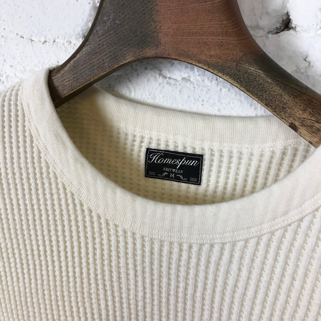 https://www.stuf-f.com/media/image/40/01/4f/homespun-knitwear-bulky-waffle-crew-thermal-shirt-antler-white-1.jpg
