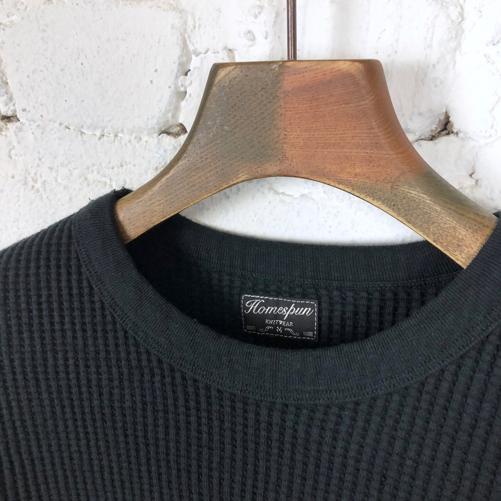 https://www.stuf-f.com/media/image/37/87/dc/homespun-knitwear-bulky-waffle-crew-thermal-shirt-black-1.jpg