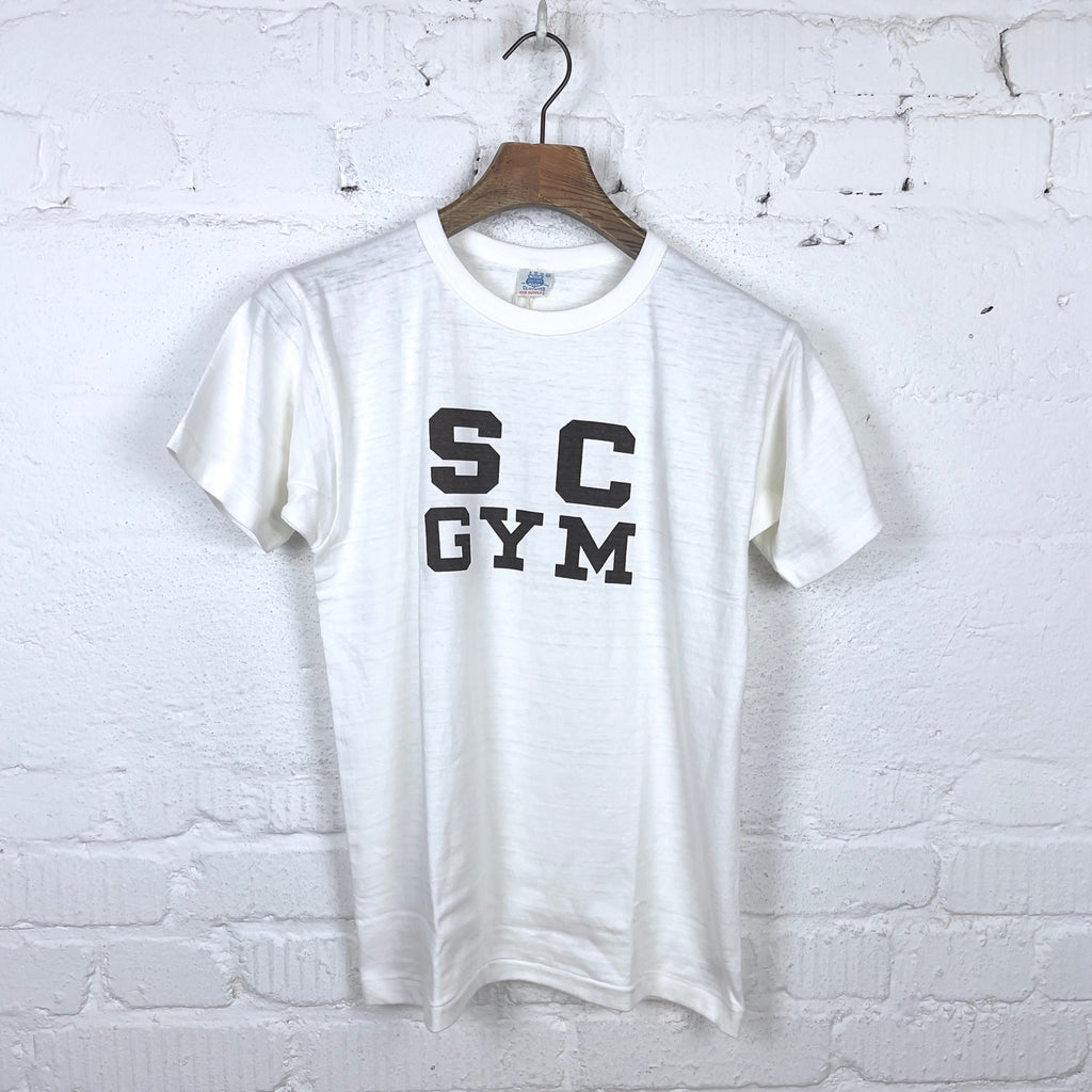 https://www.stuf-f.com/media/image/f5/da/dc/john-gluckow-jg-cs06-sc-gym-t-shirt-off-white-1.jpg