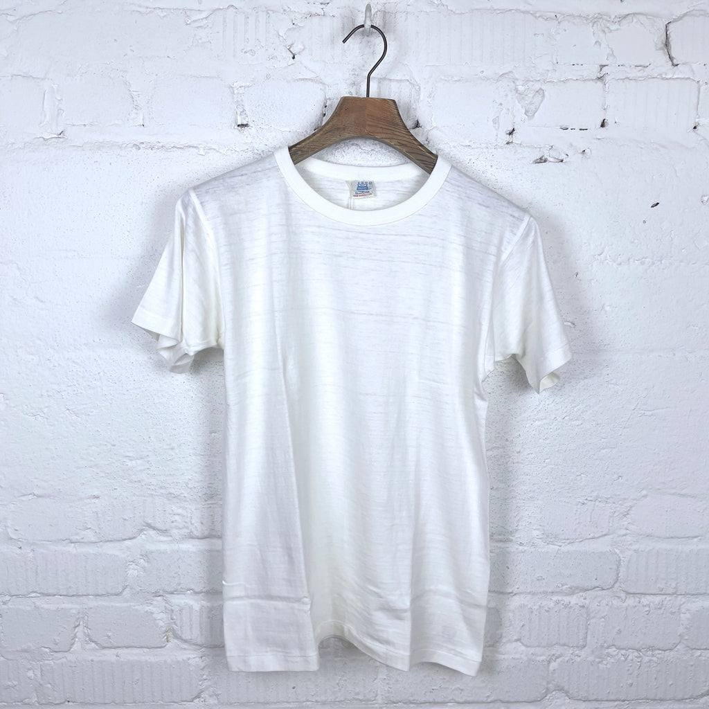 https://www.stuf-f.com/media/image/0b/7d/e1/john-gluckow-jg-cs06-standard-t-shirt-off-white-1.jpg